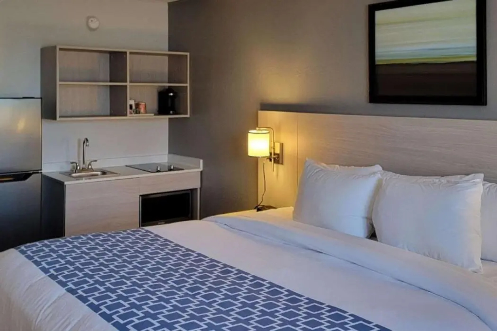 Suburban Studios, Kearney