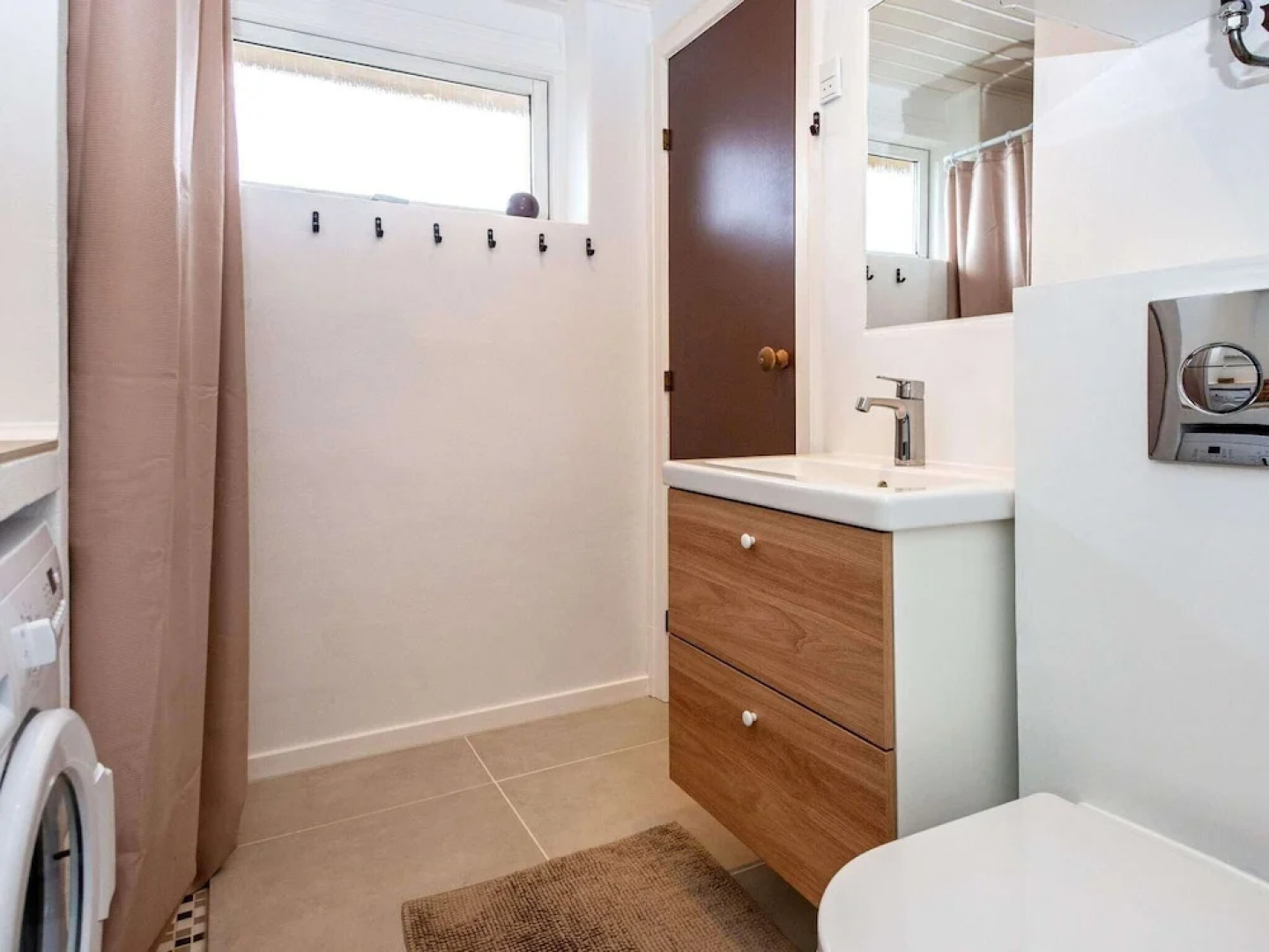 Lavish Holiday Home in Ringkøbing With Sauna