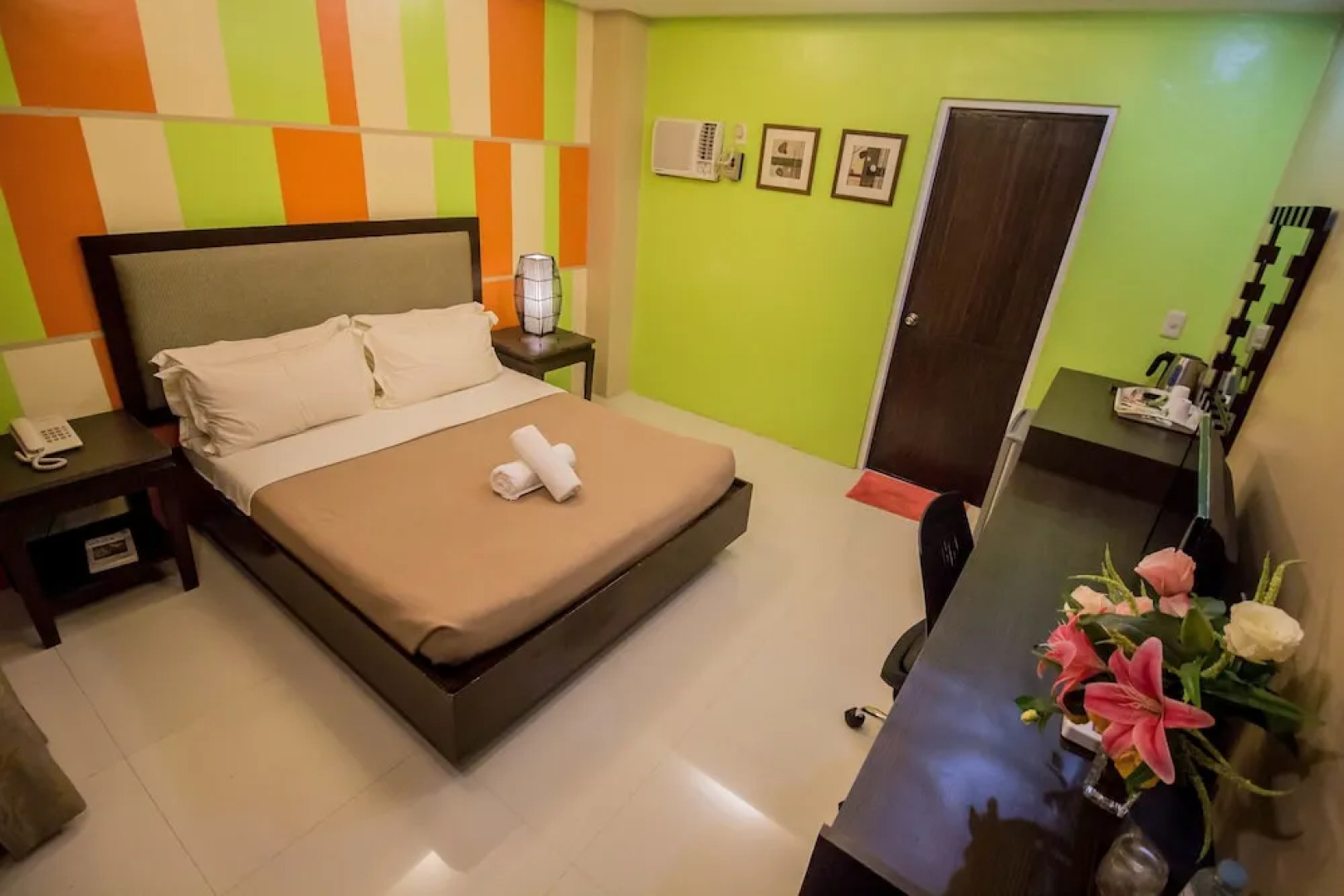 The Red Palm Suites and Restaurant