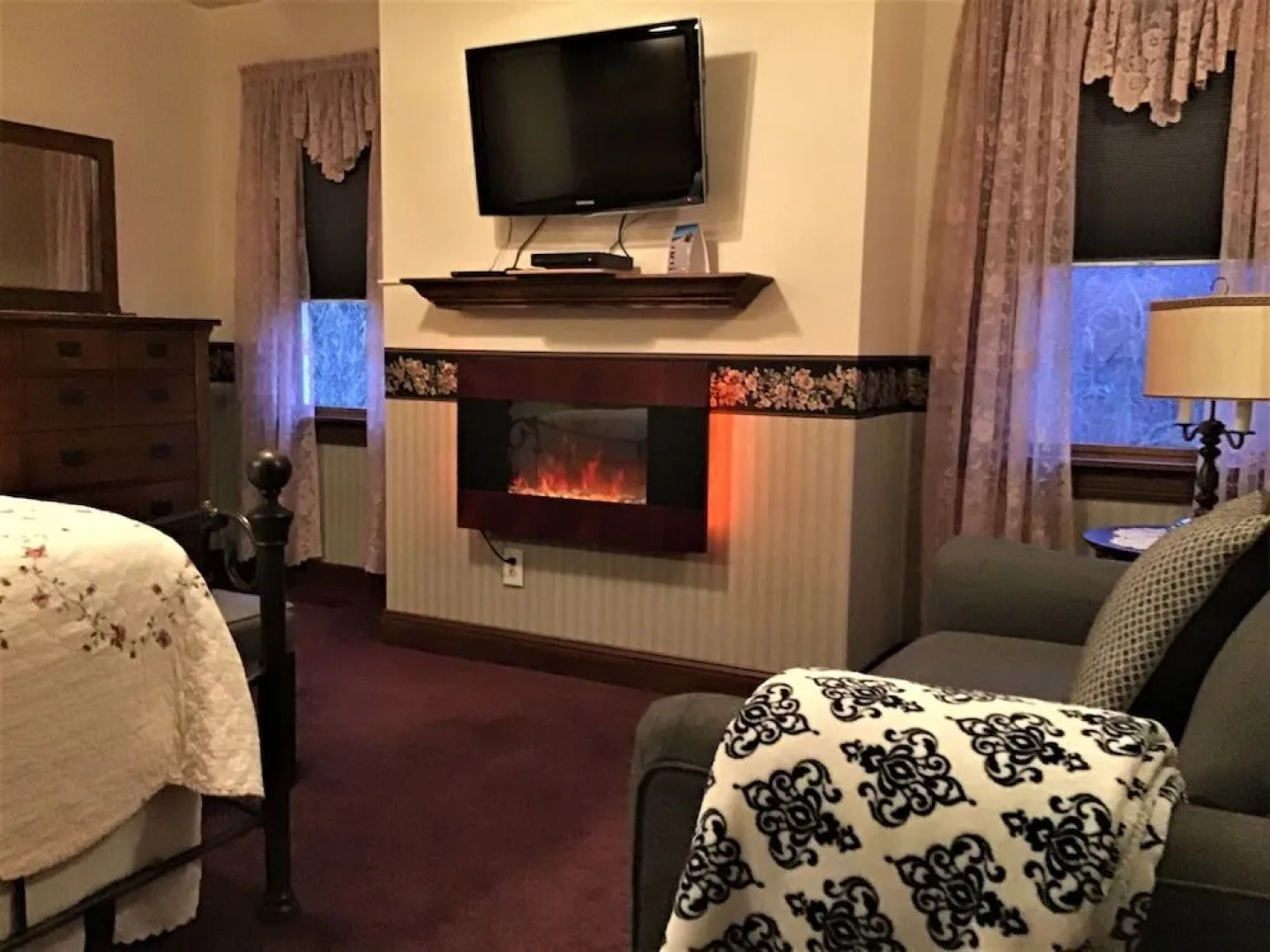 Black River Inn Bed and Breakfast