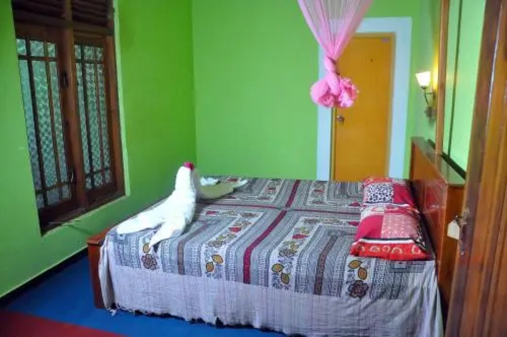 Elephant safari bungalow