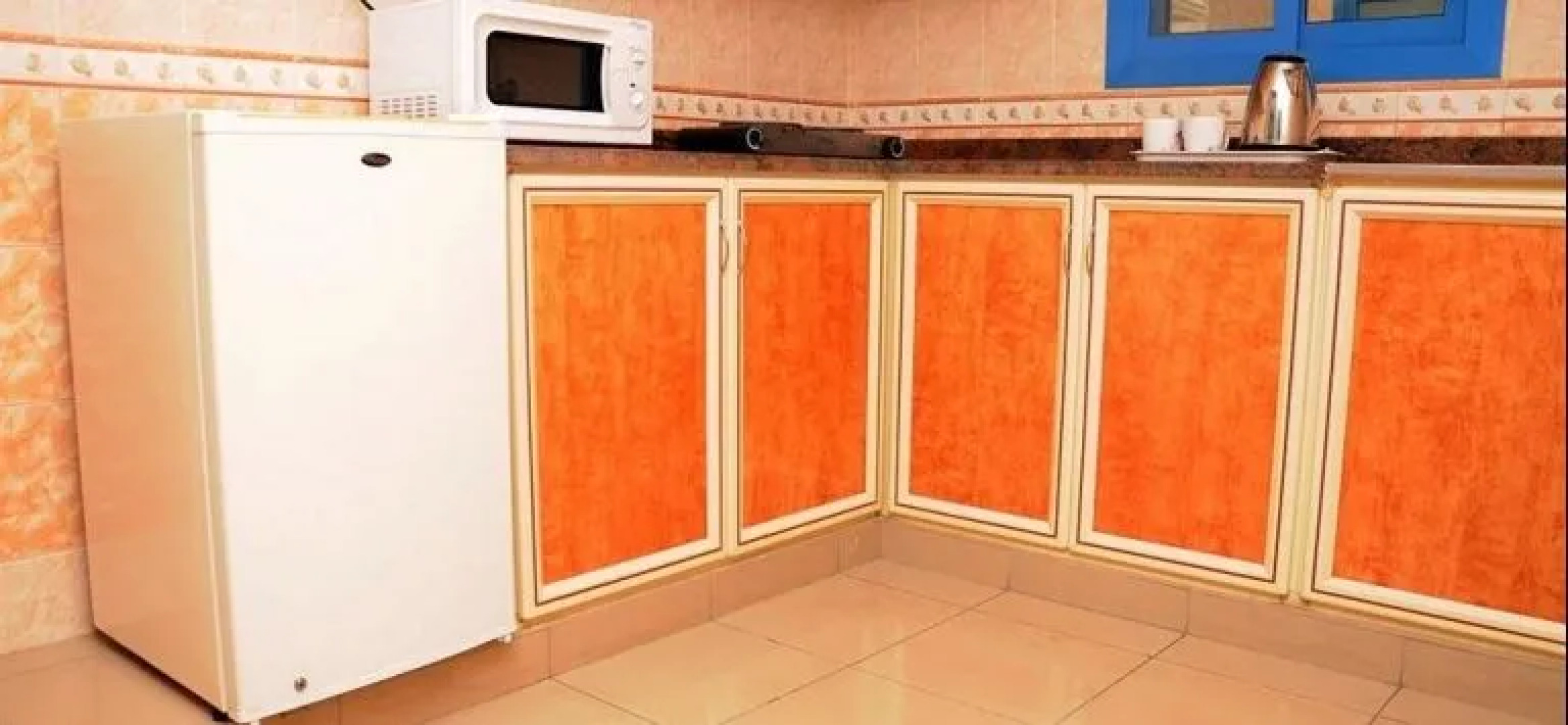 Raynor Hotel Apartments