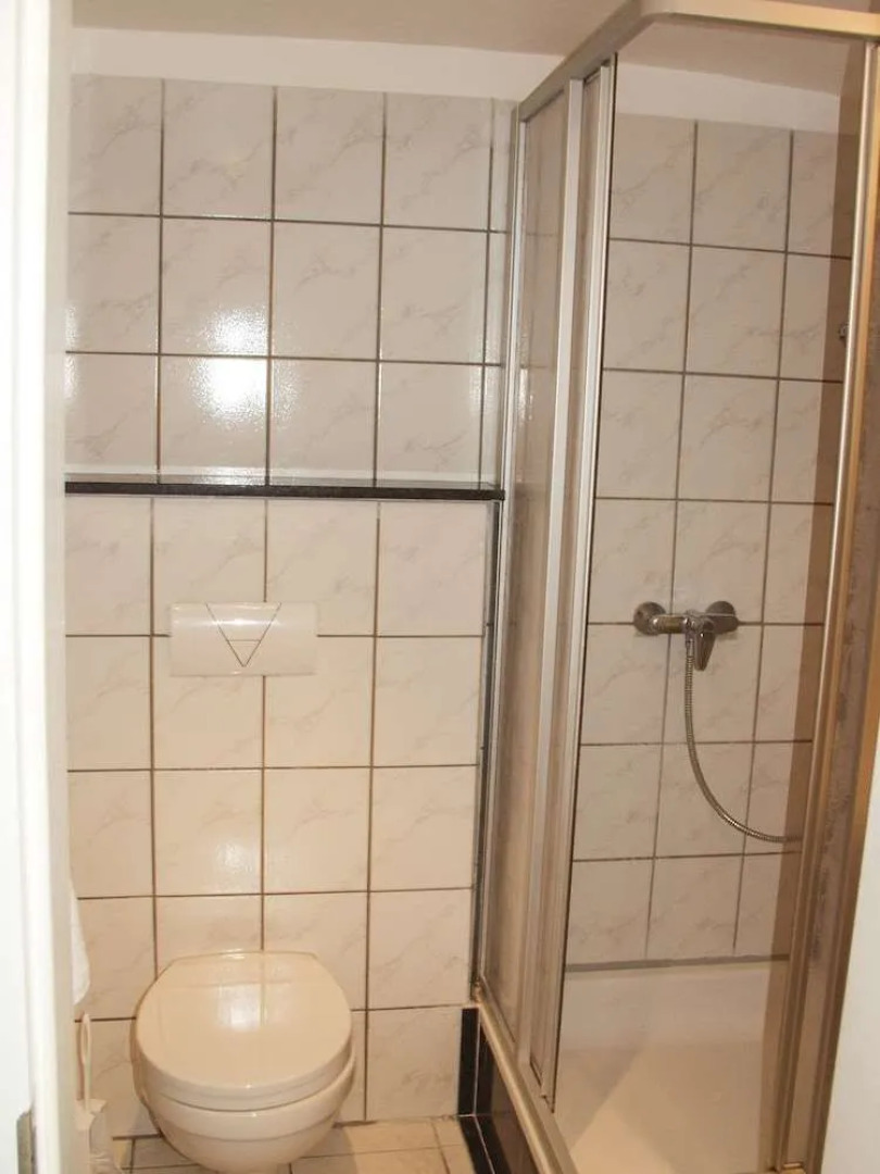 Tolstov-Hotels Large 3 Room Apartment