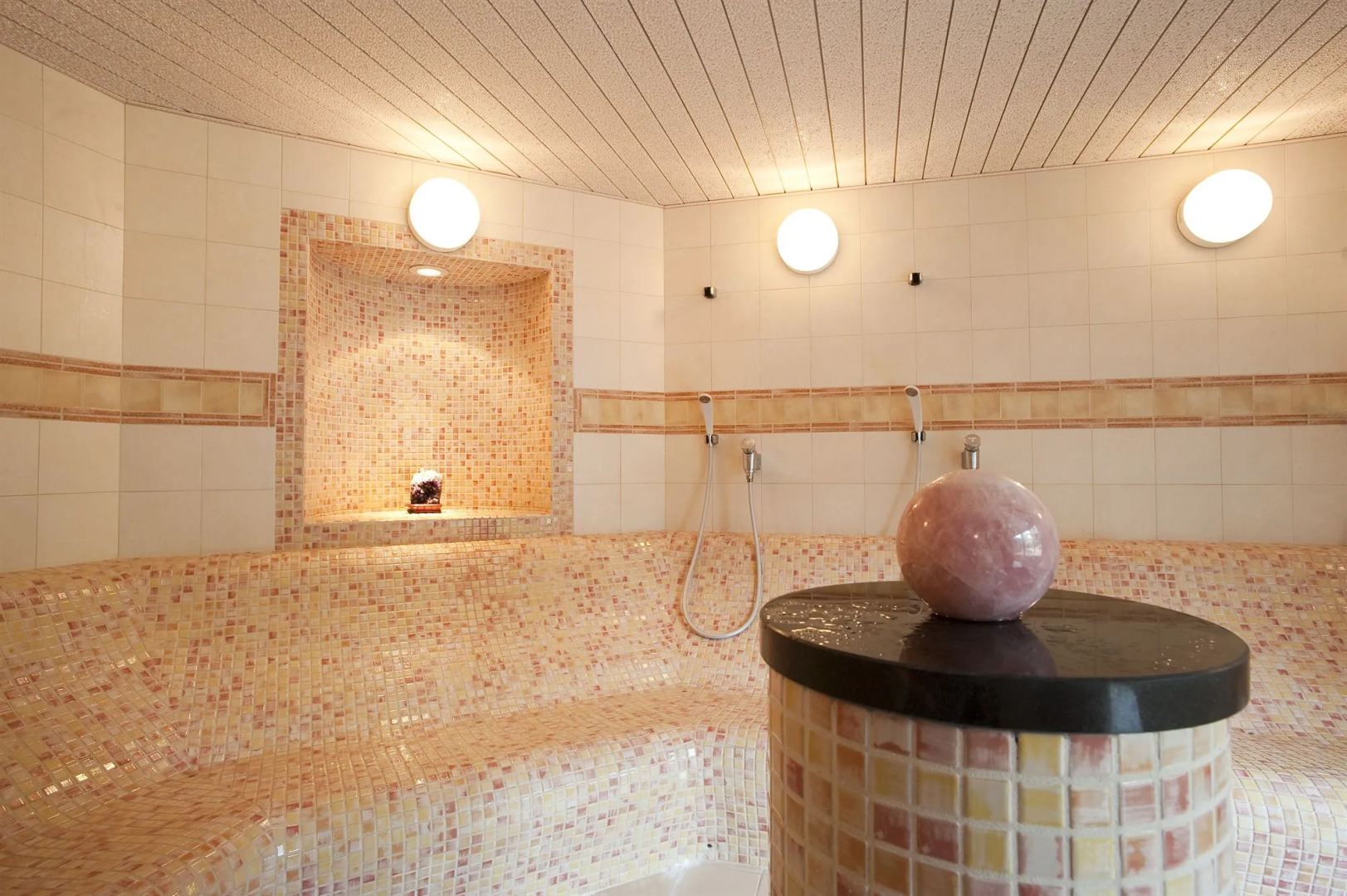 Lake Shikotsu Tsuruga Resort Spa MIZU no UTA