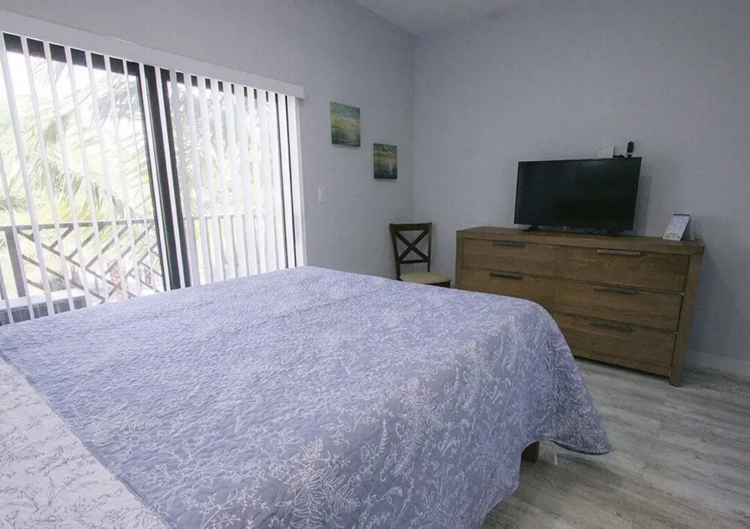 Vistalmar Queen Superior - One Bedroom Apartment