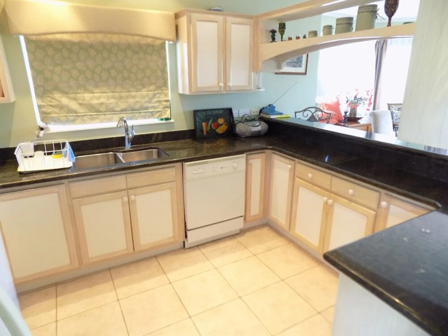 The Pelican #3 - Spacious 2 bedroom 2.5 bath waterfront townhome in the heart of Rodney Bay. 2 Townhouse by RedAwning