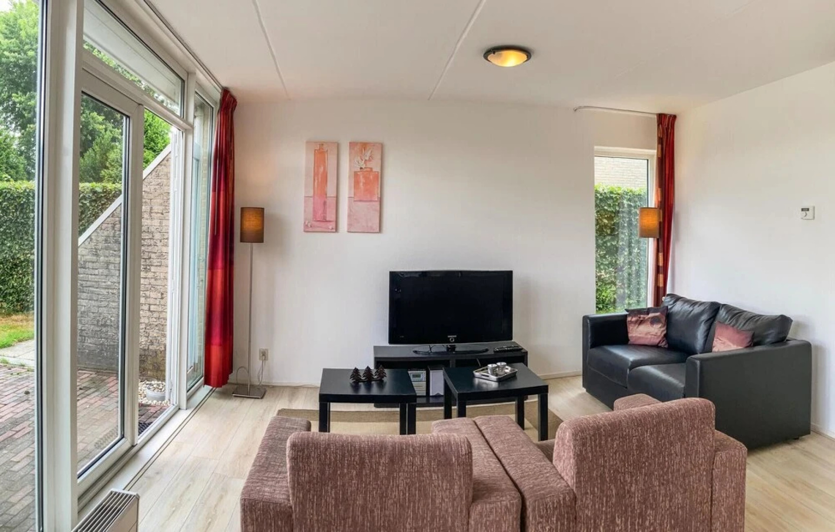 Nice Home in Vlagtwedde With Indoor Swimming Pool, Wifi and 3 Bedrooms