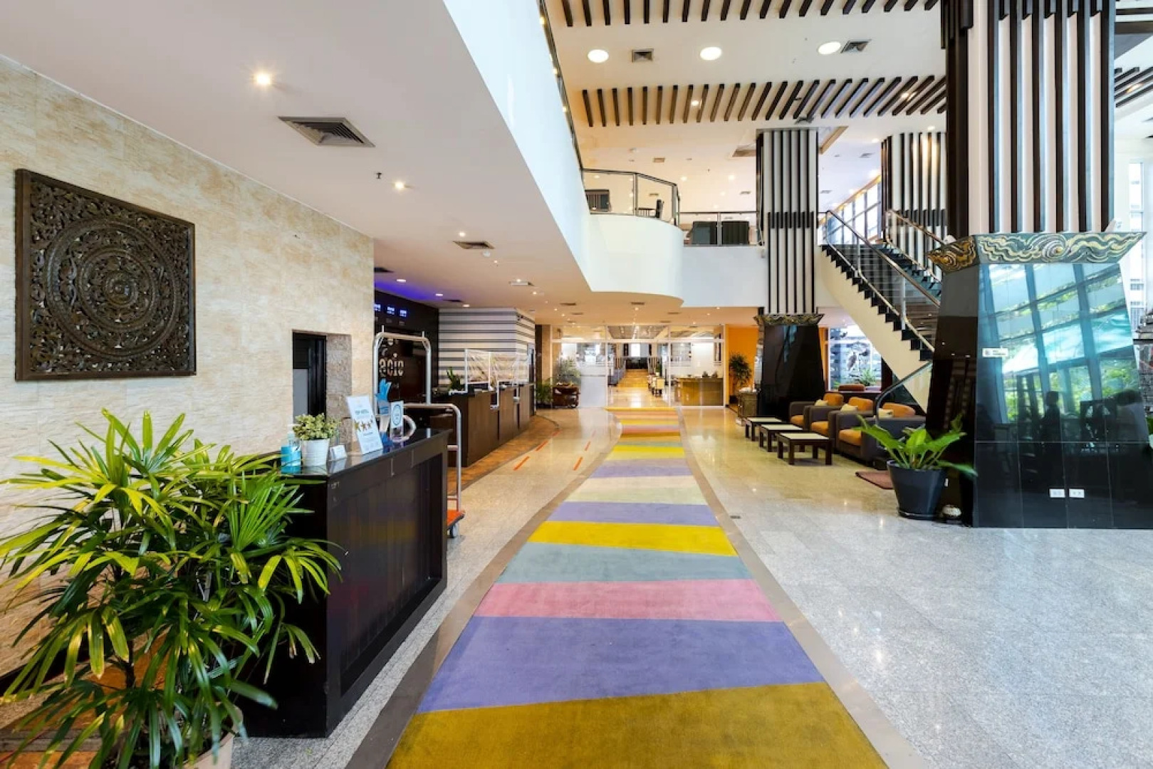 Pinnacle Lumpinee Park Hotel