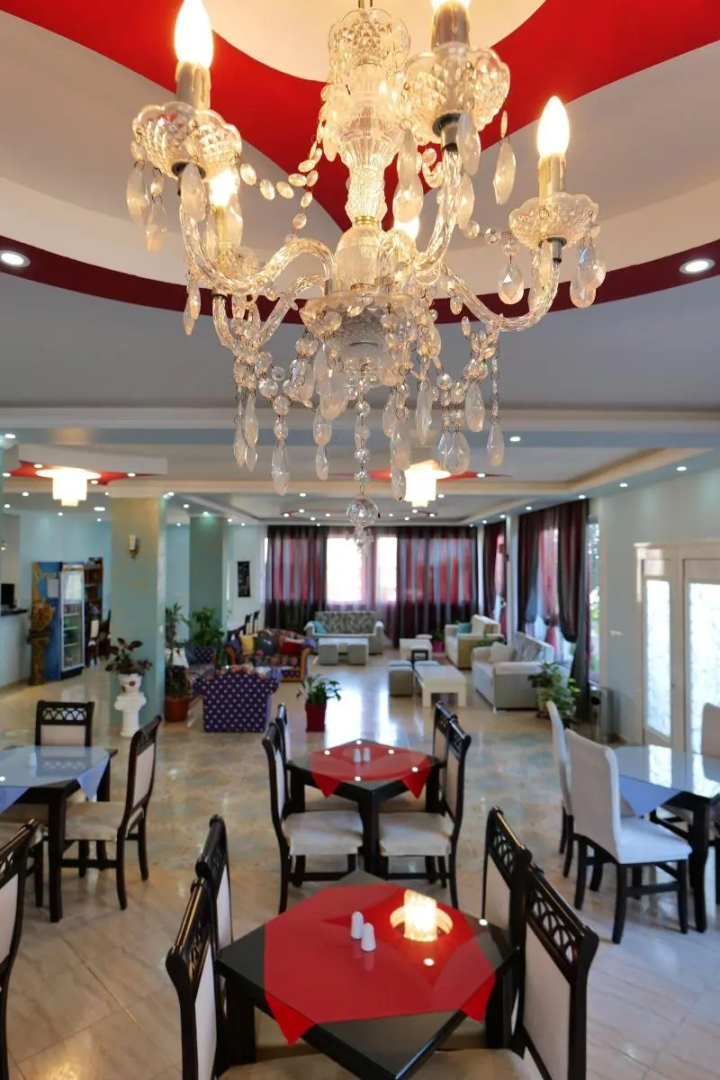 Divo Palace Hotel