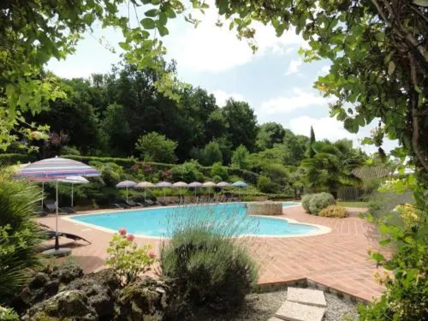 Chambres dHôtes de Charme du Château de Missandre