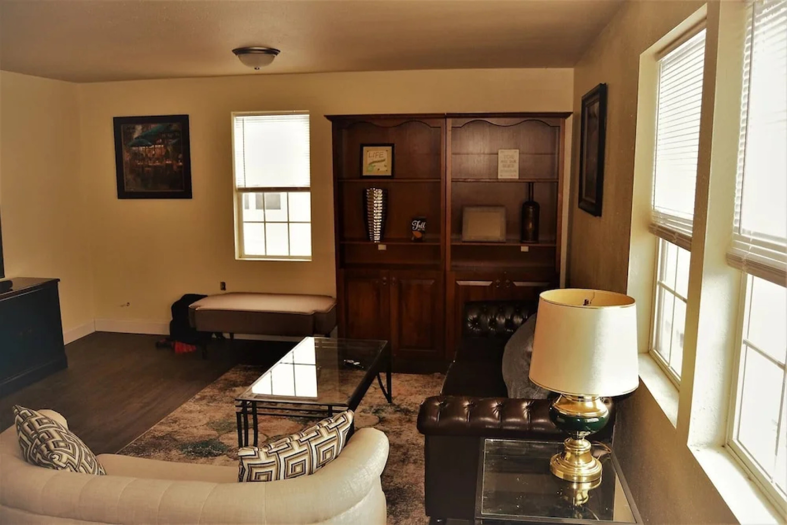 The Gateway - a Beautiful Relaxing Three Bedrooms Apartment