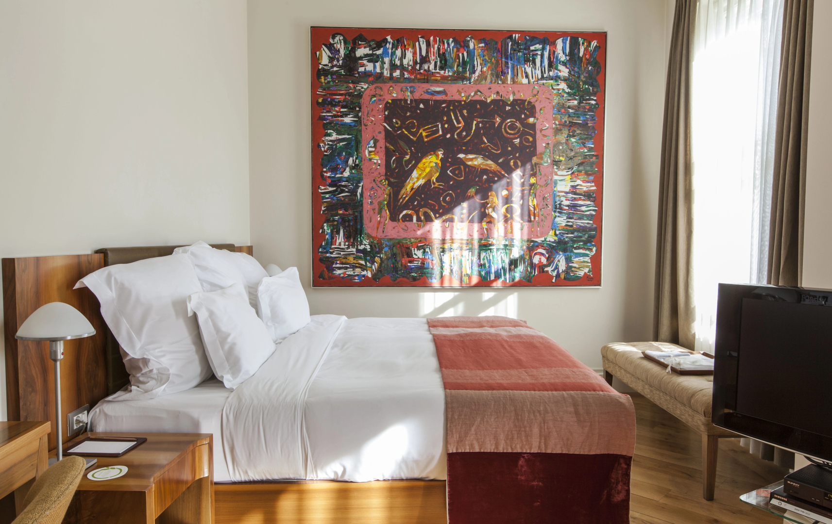 Tomtom Suites - Special Class