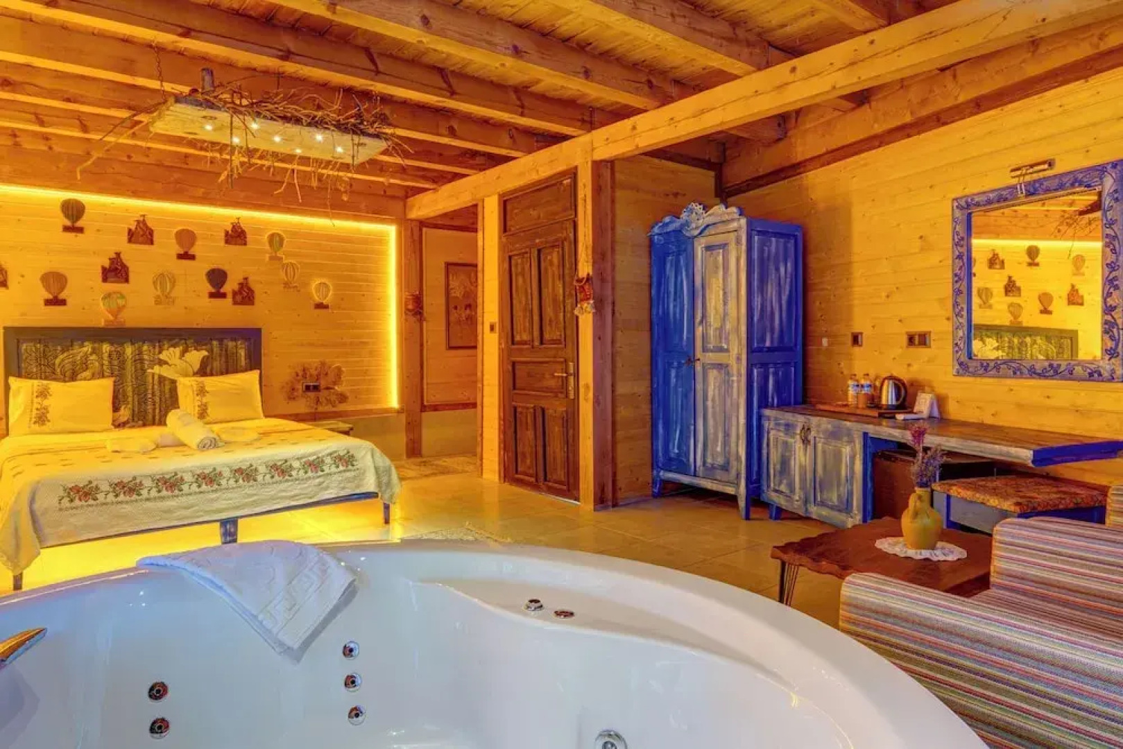 Nar-I Ask Cave Hotel