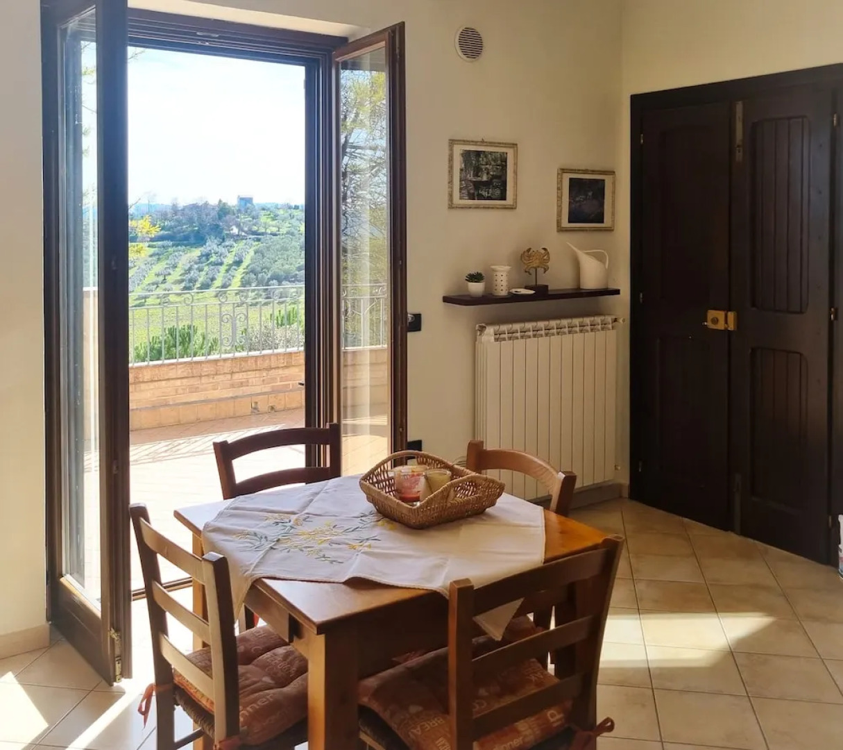 1-bed Apartment Abruzzo, Italy 15 Minutes to sea