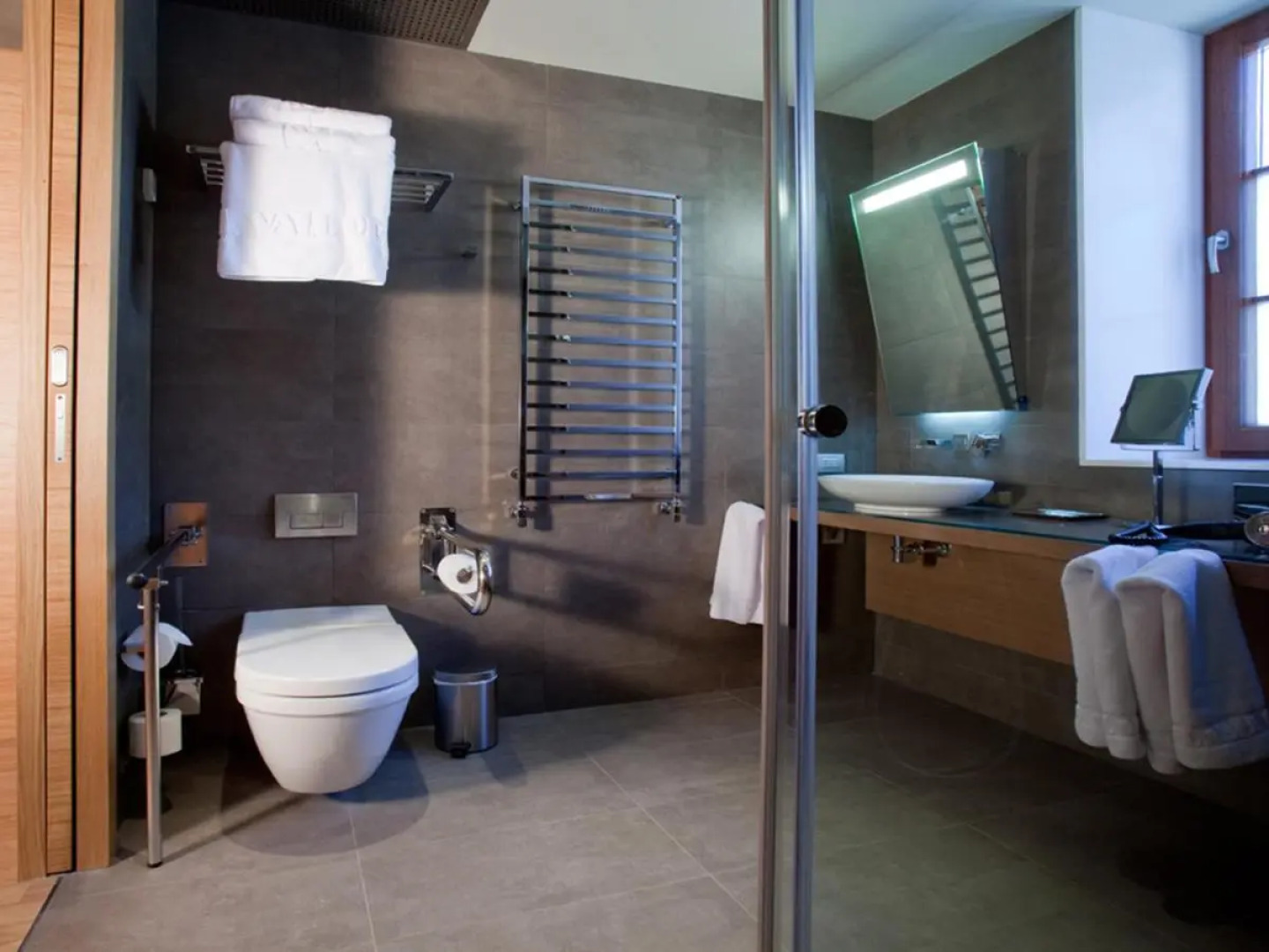 Hotel & Apartaments Vall de Núria