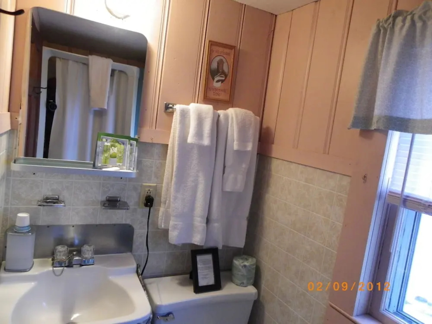 Old Red Inn & Cottages