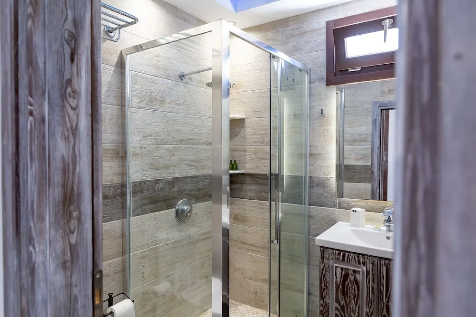 Theoxenia Suites