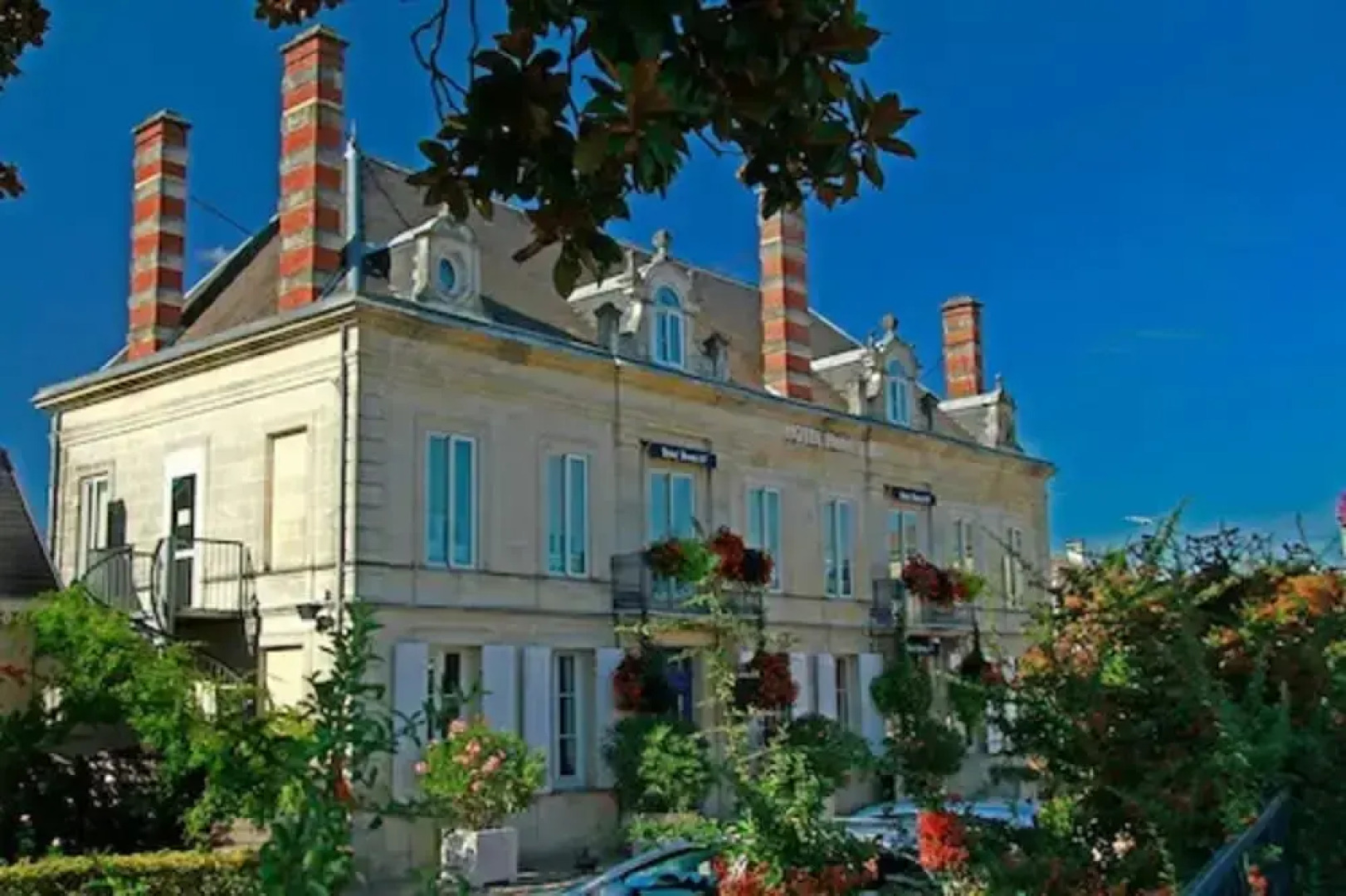 Hôtel Henri IV