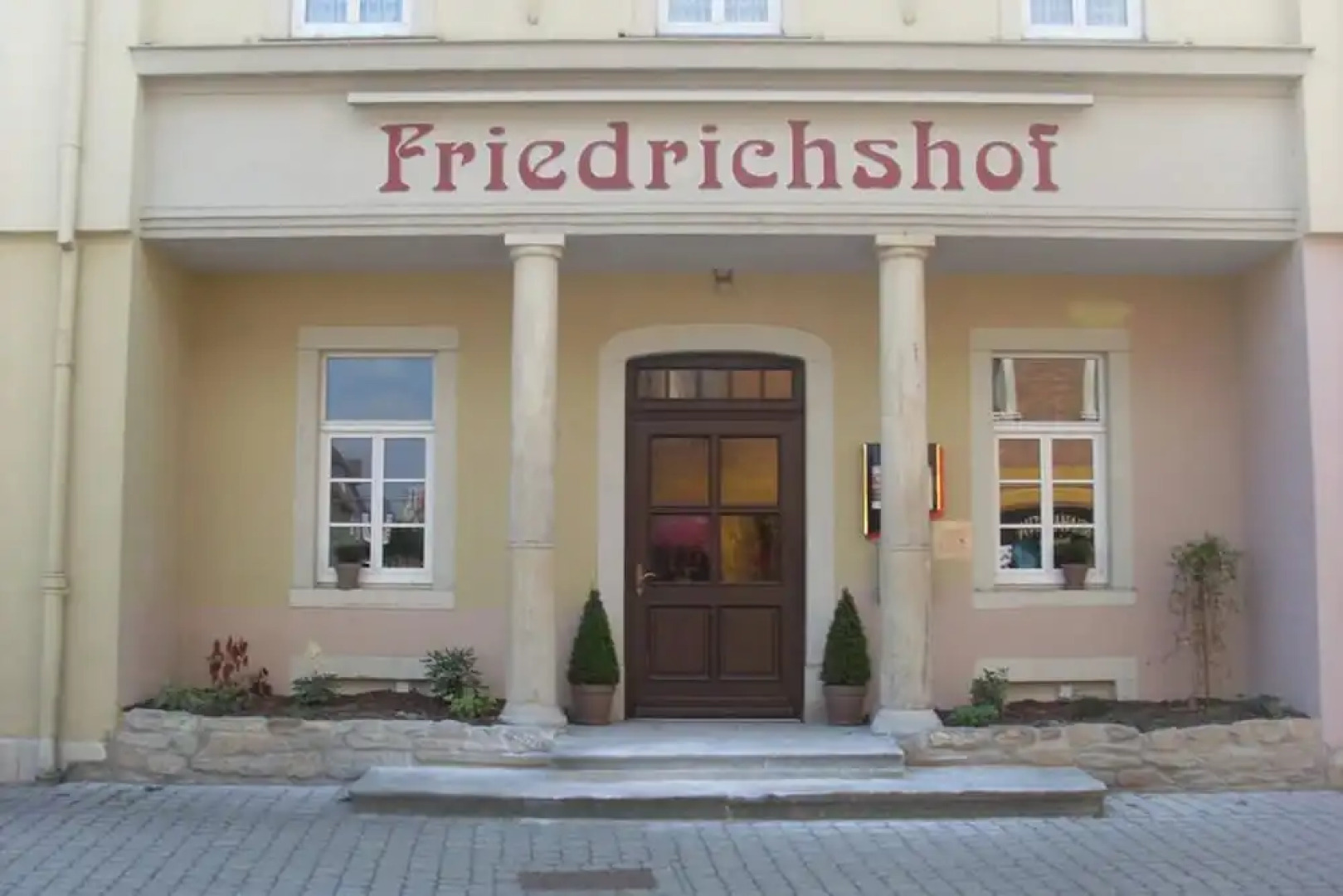 Friedrichshof Restaurant & Pension