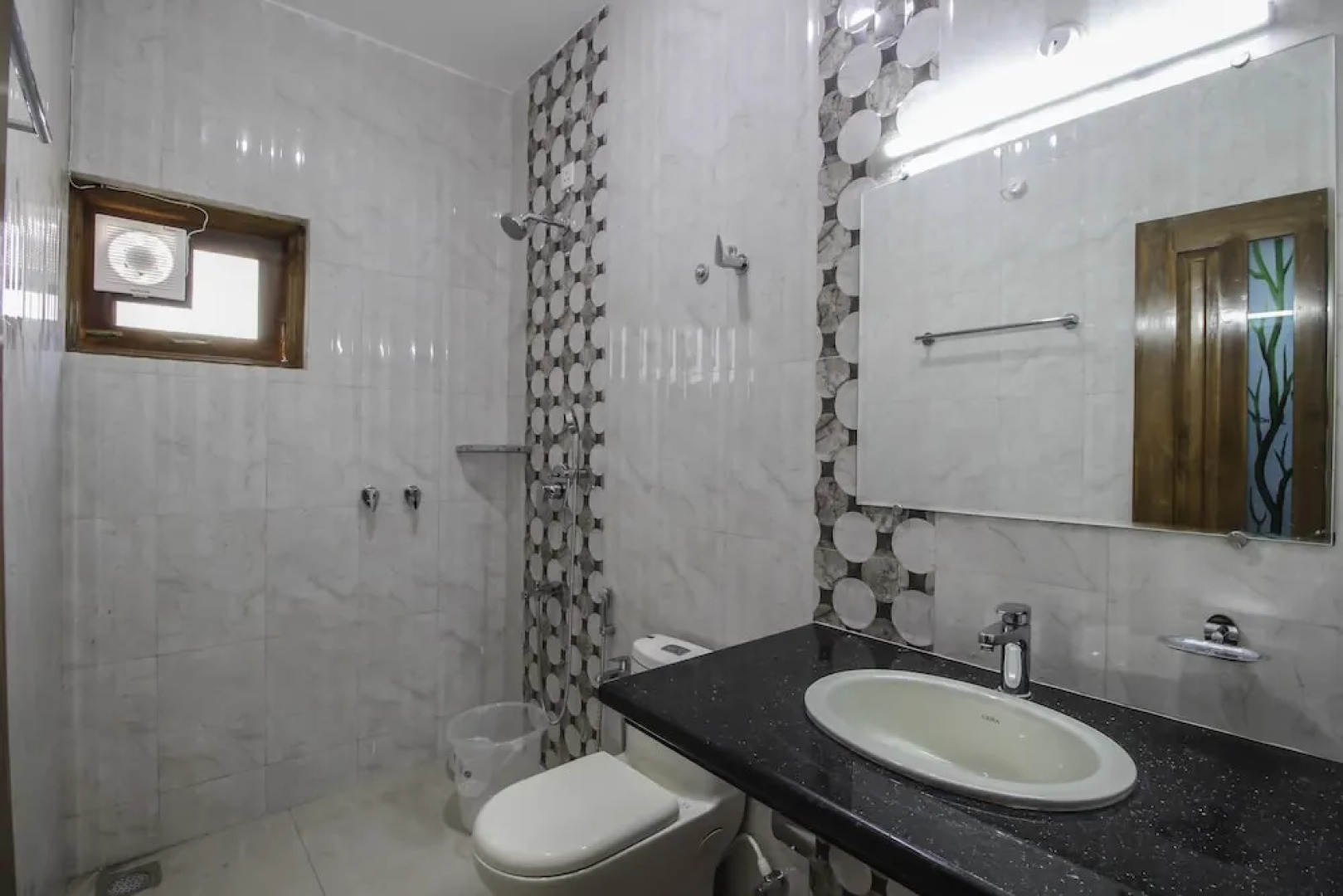 OYO 11012 Home Peaceful 1BHK Nerul