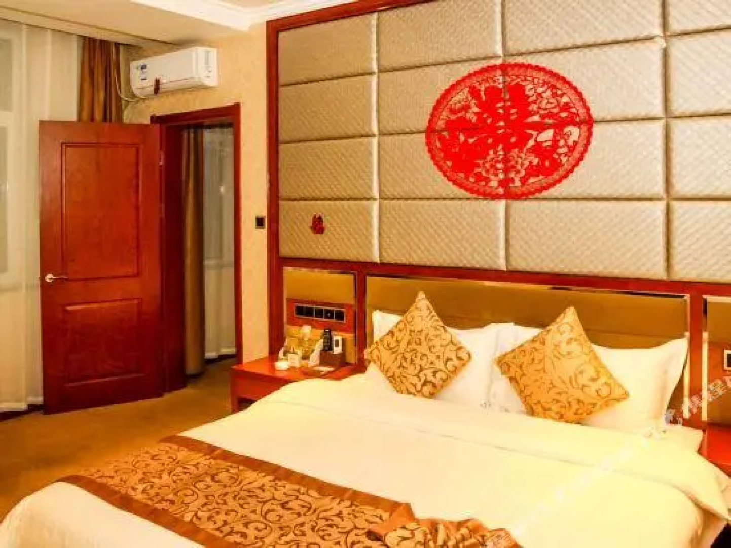 Baotou Di Jing Business Hotel