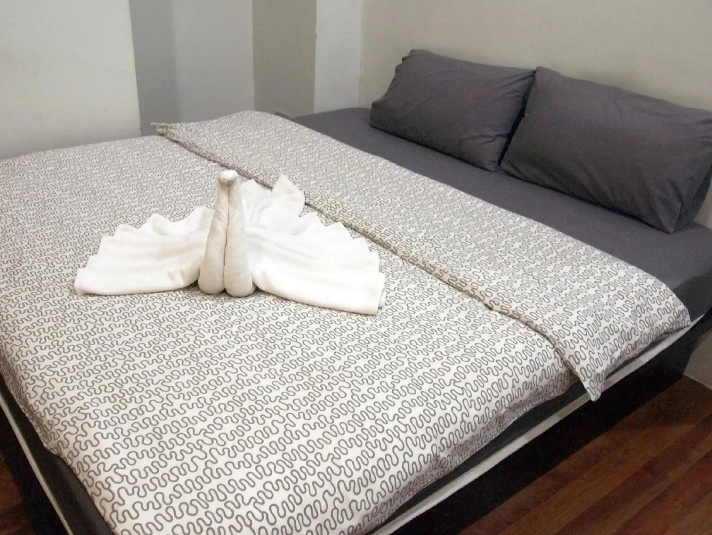 Sunny Hostel Phuket