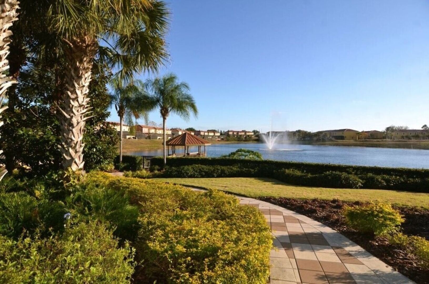 3000yl 4 Bedroom Townhouse by Redawning