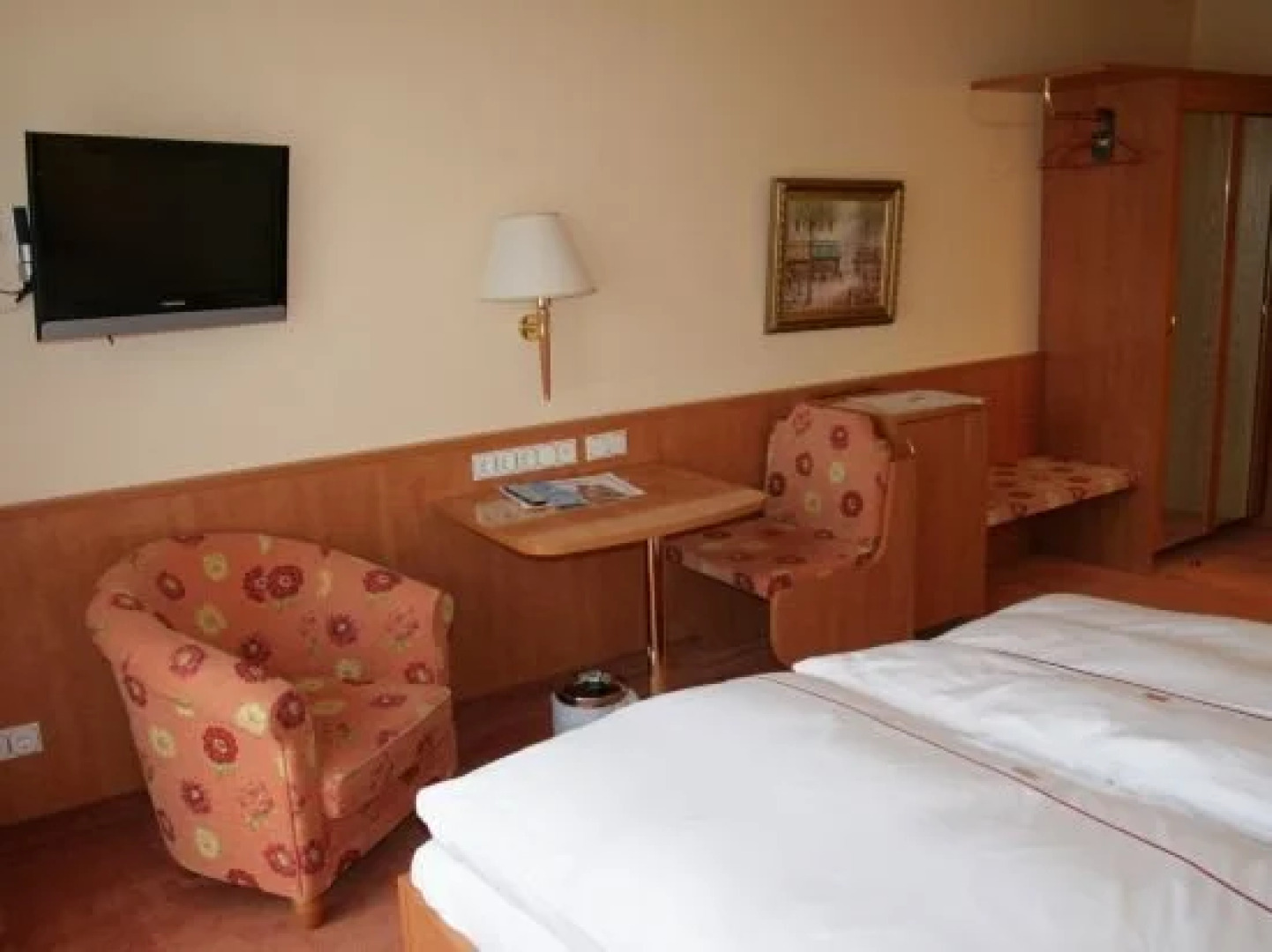 Hotel Mühlenthal Gmbh