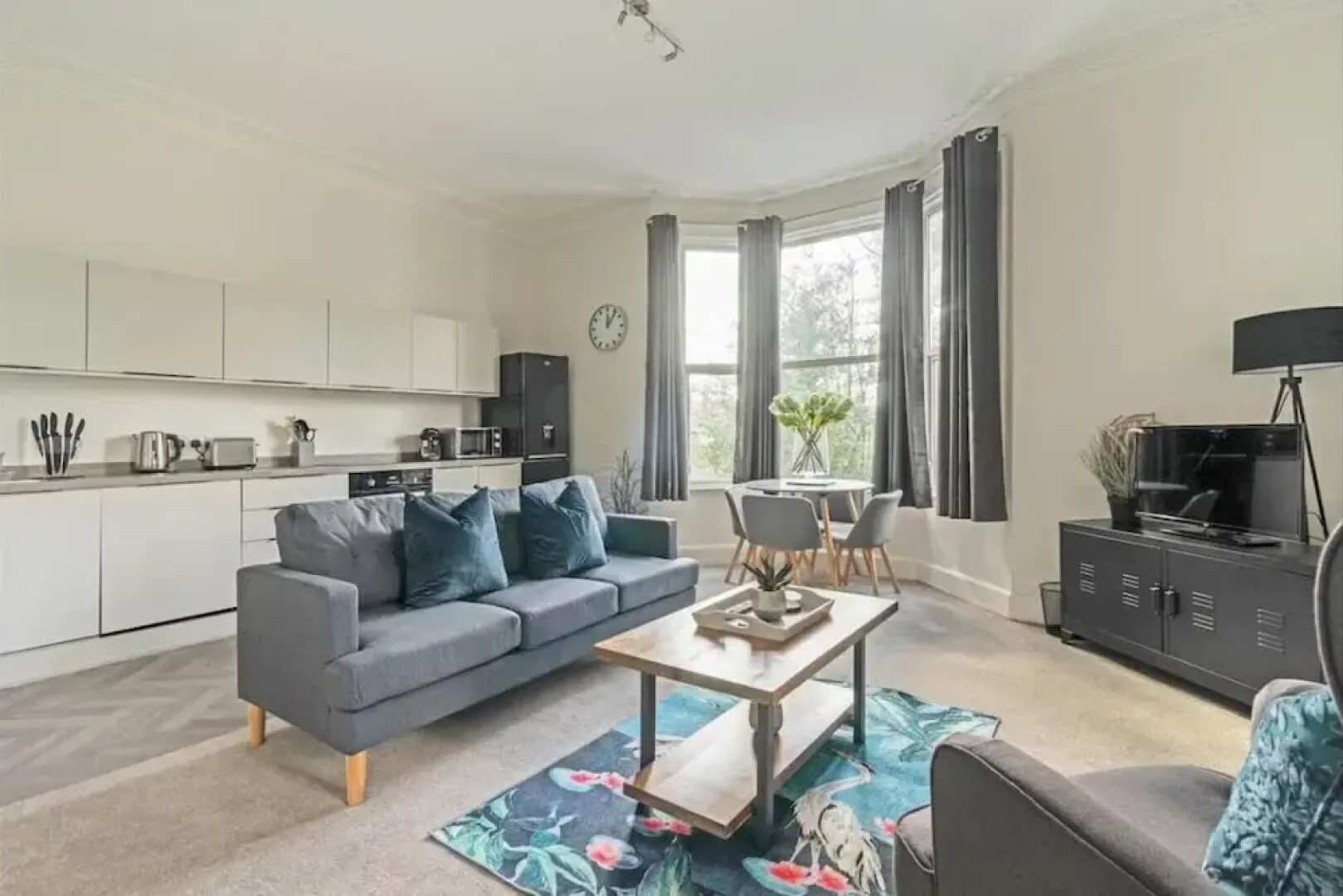 Stunning Large 1-bed Apartment in Tunbridge Wells
