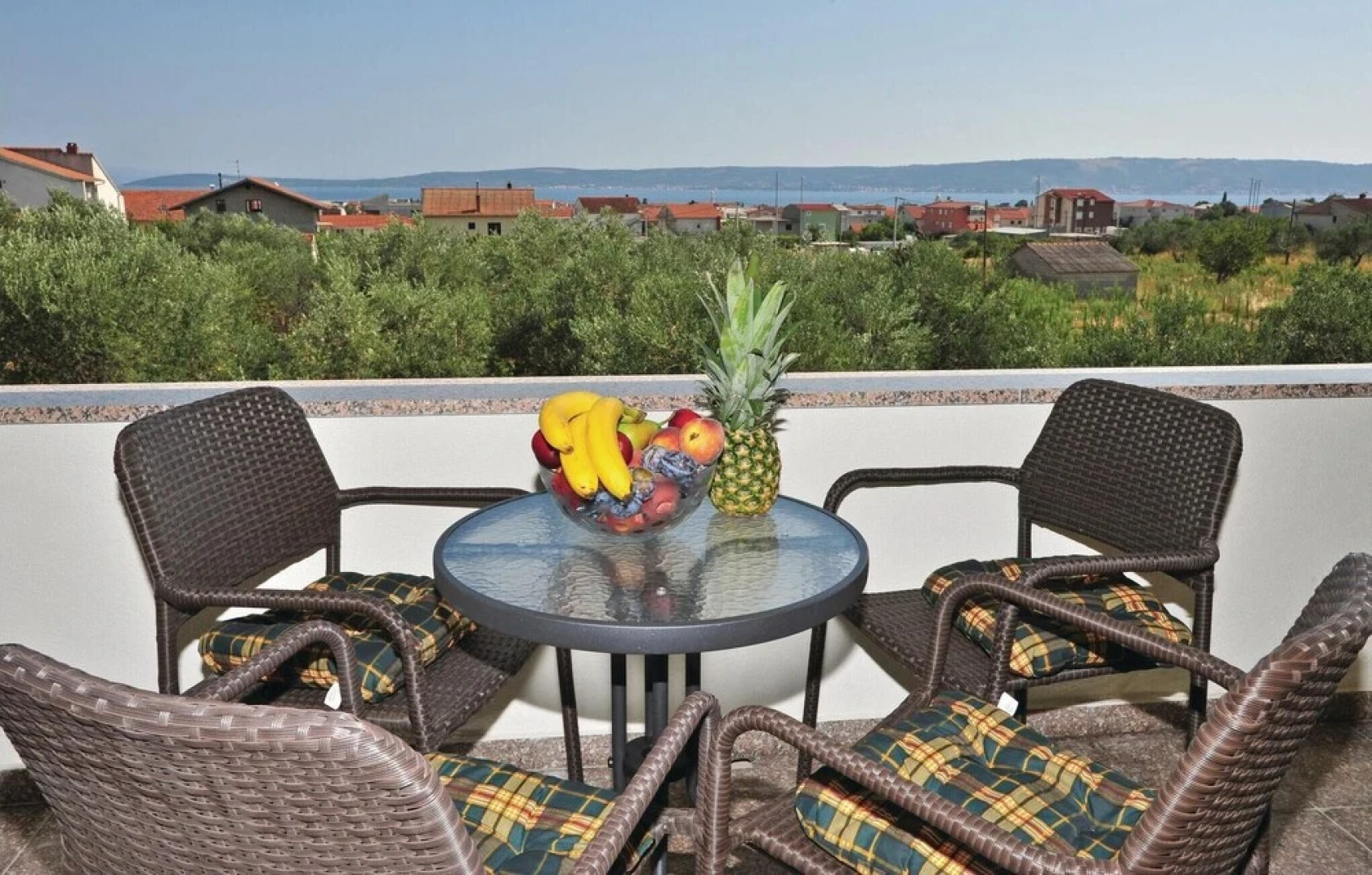 Beautiful Home in Kastel Stari With Wifi and 7 Bedrooms