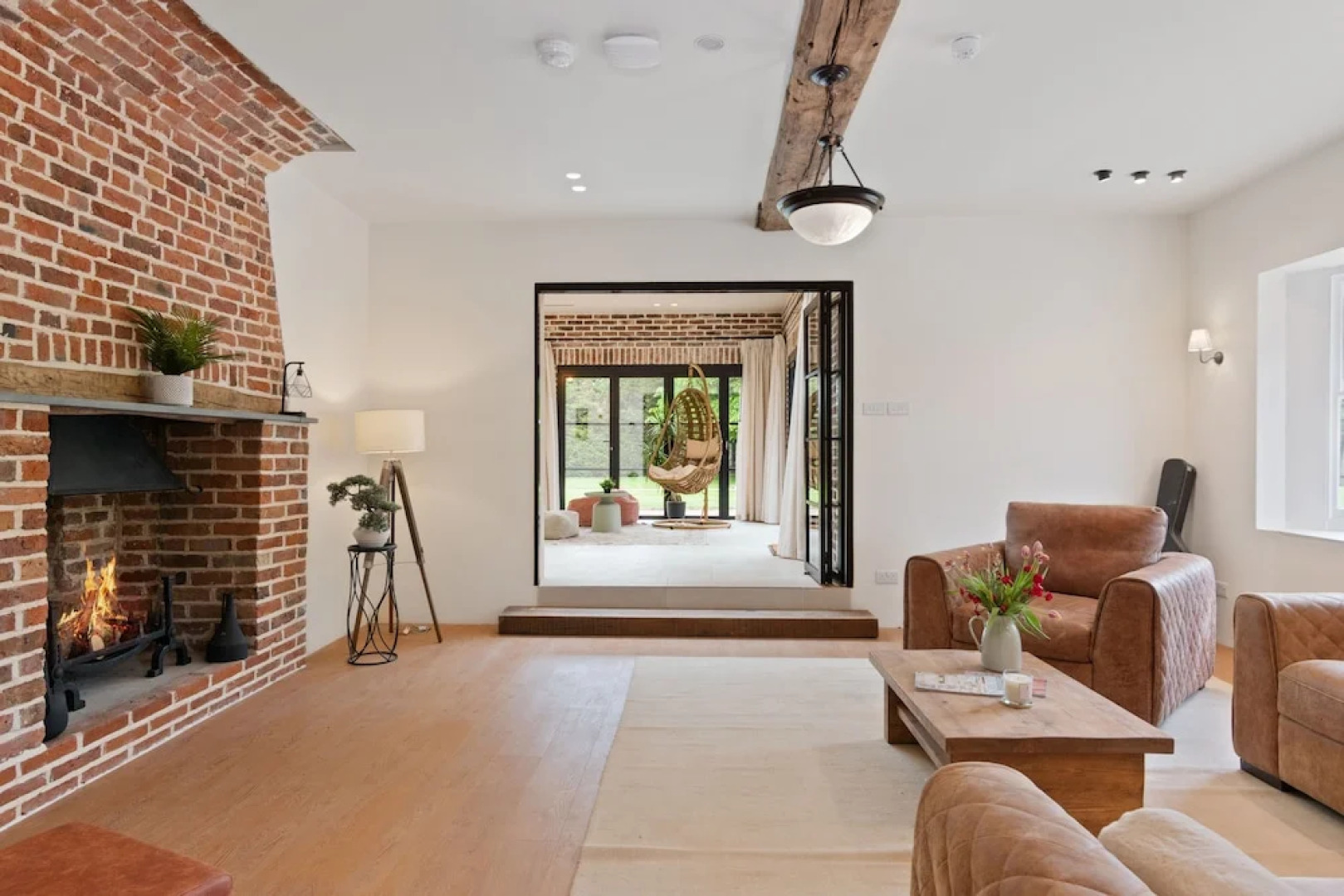 The Manor at Minstrel Court