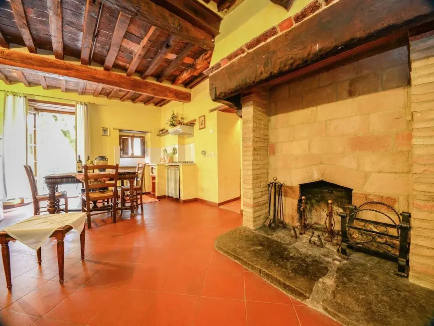 Stunning Holiday Home in Umbria with Hot Tub