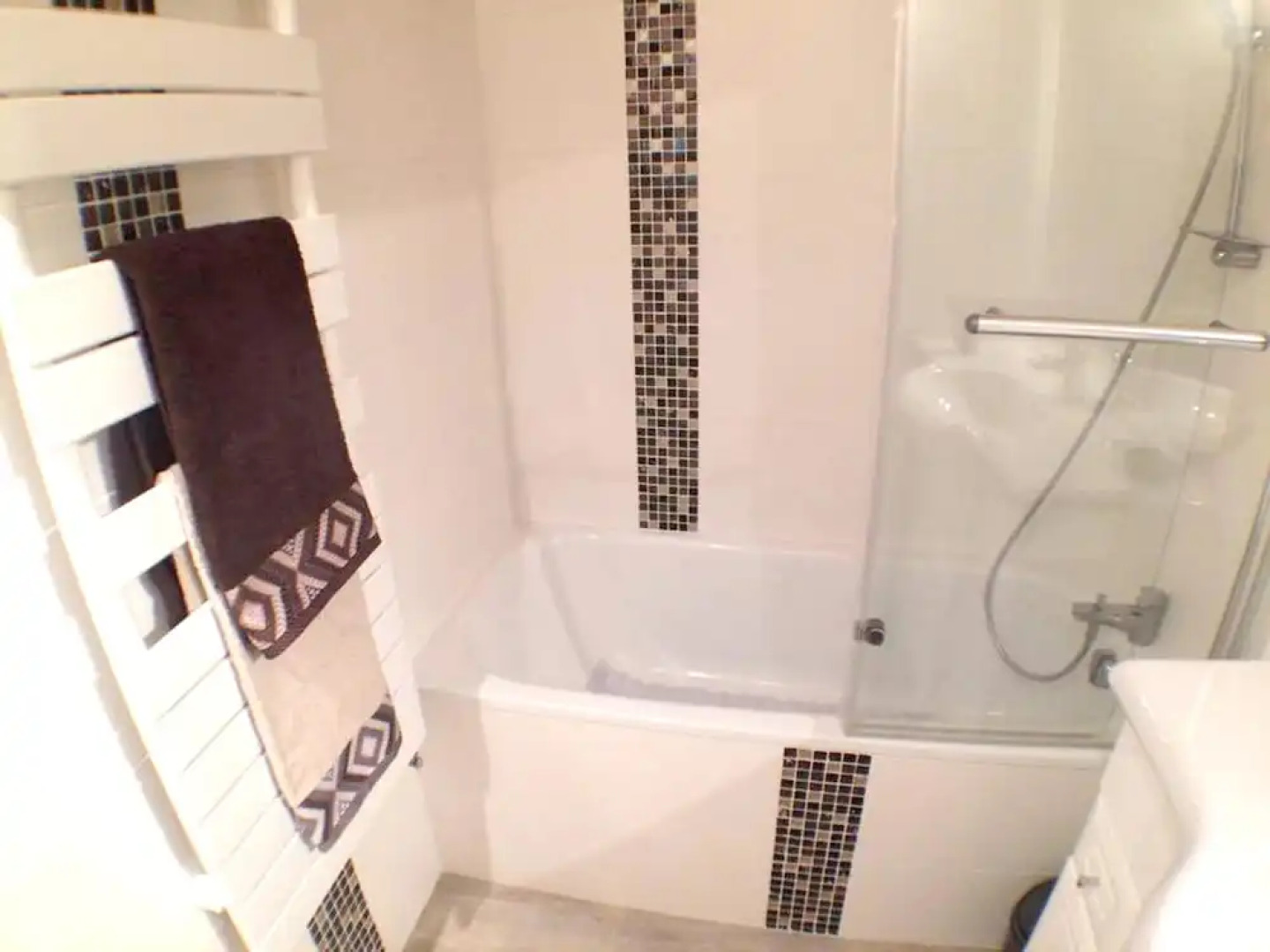 Apartment With one Bedroom in Vannes, With Furnished Balcony - 5 km Fr