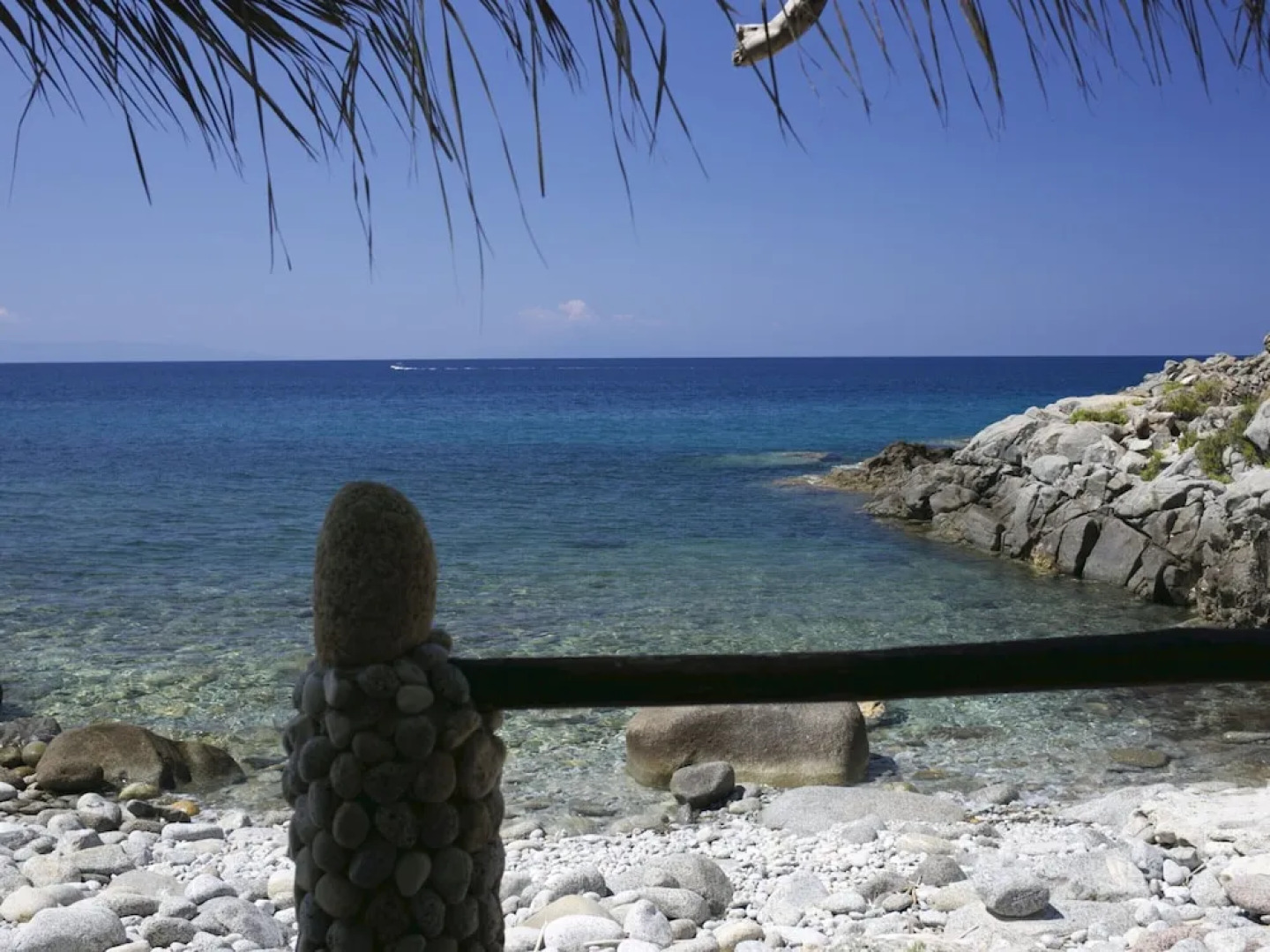Mansion in Capo Vaticano Near the Beach