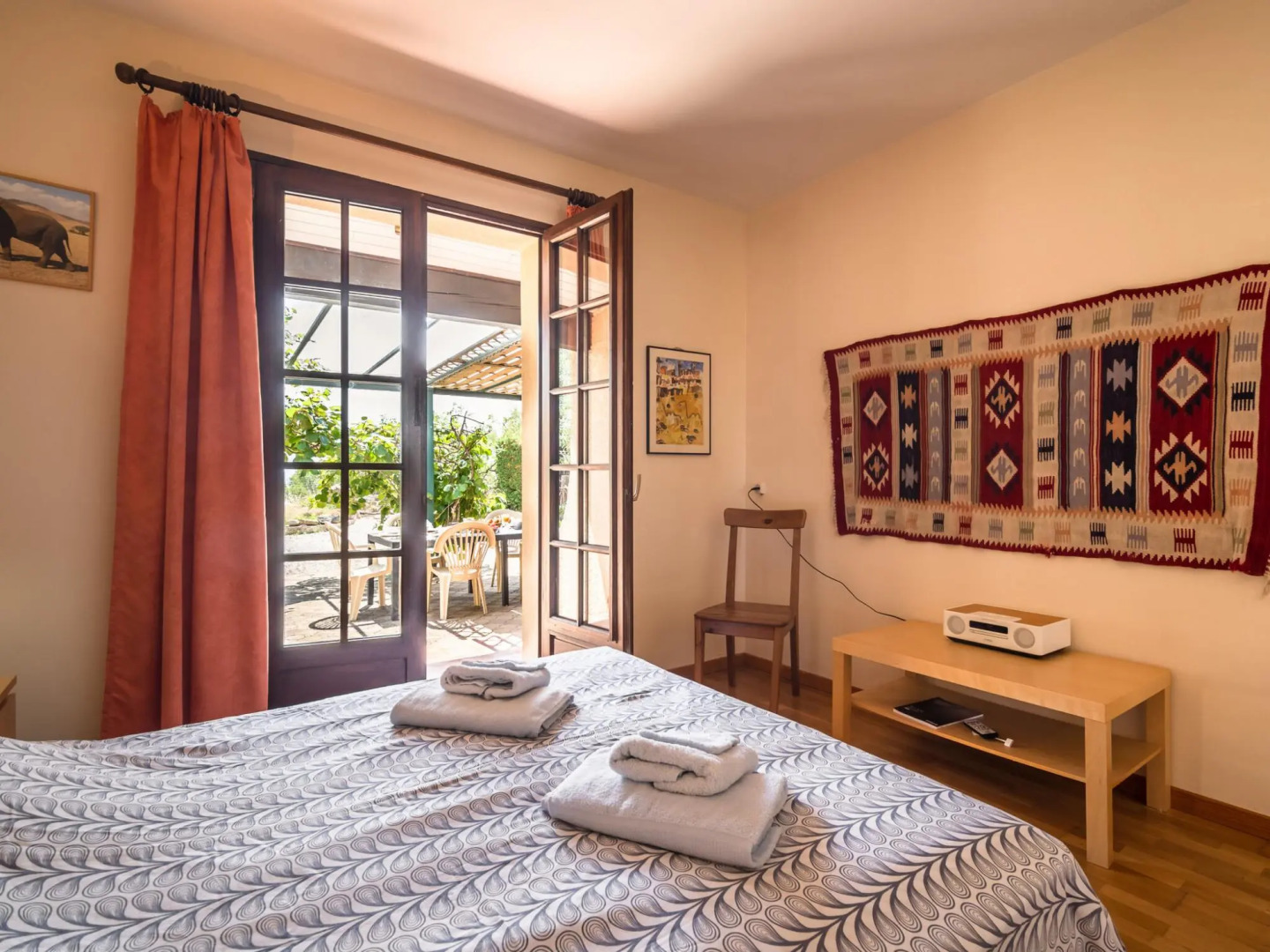 Scenic villa in Beaufort with private pool