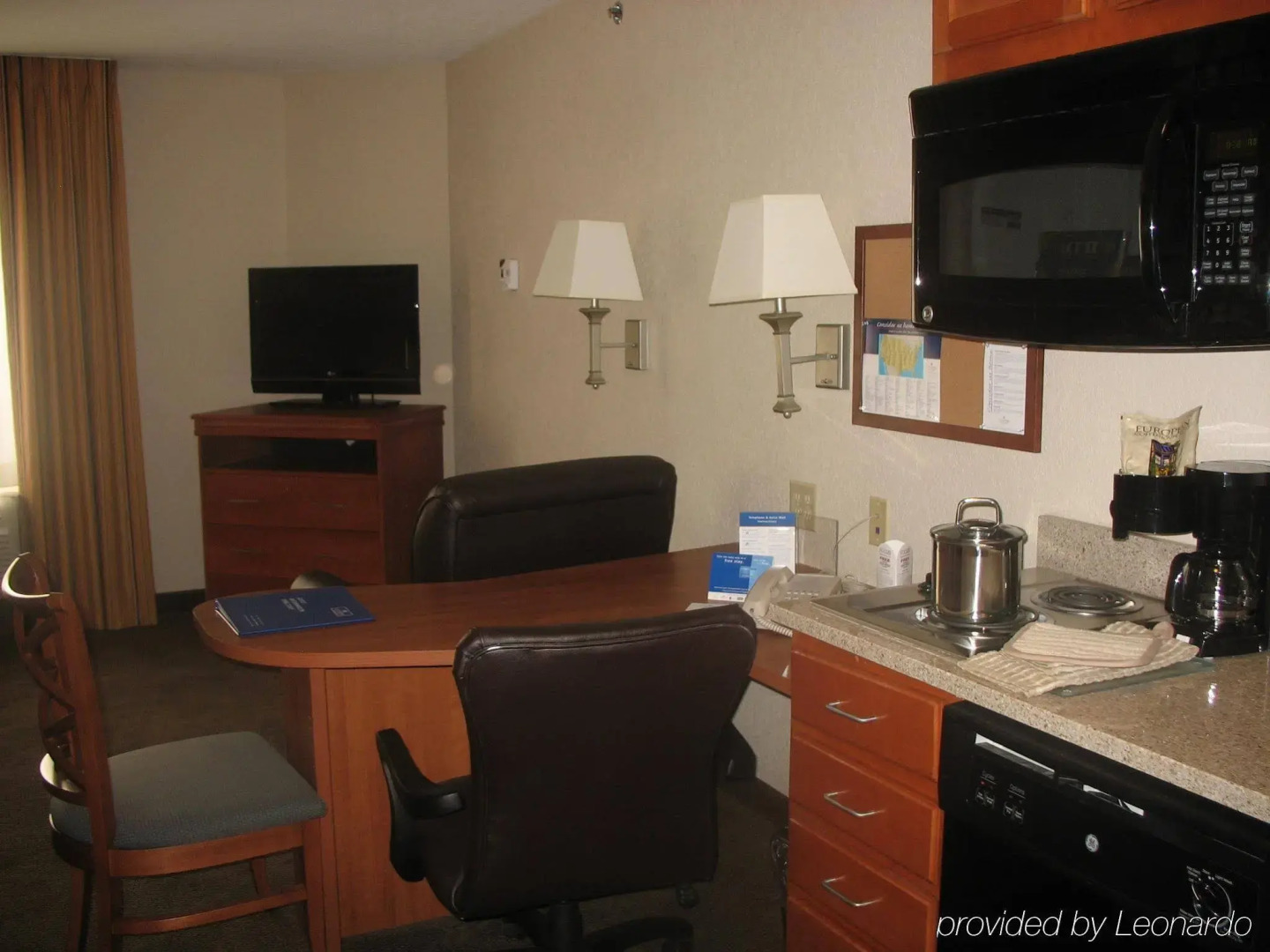 Candlewood Suites Kansas City Speedway by IHG