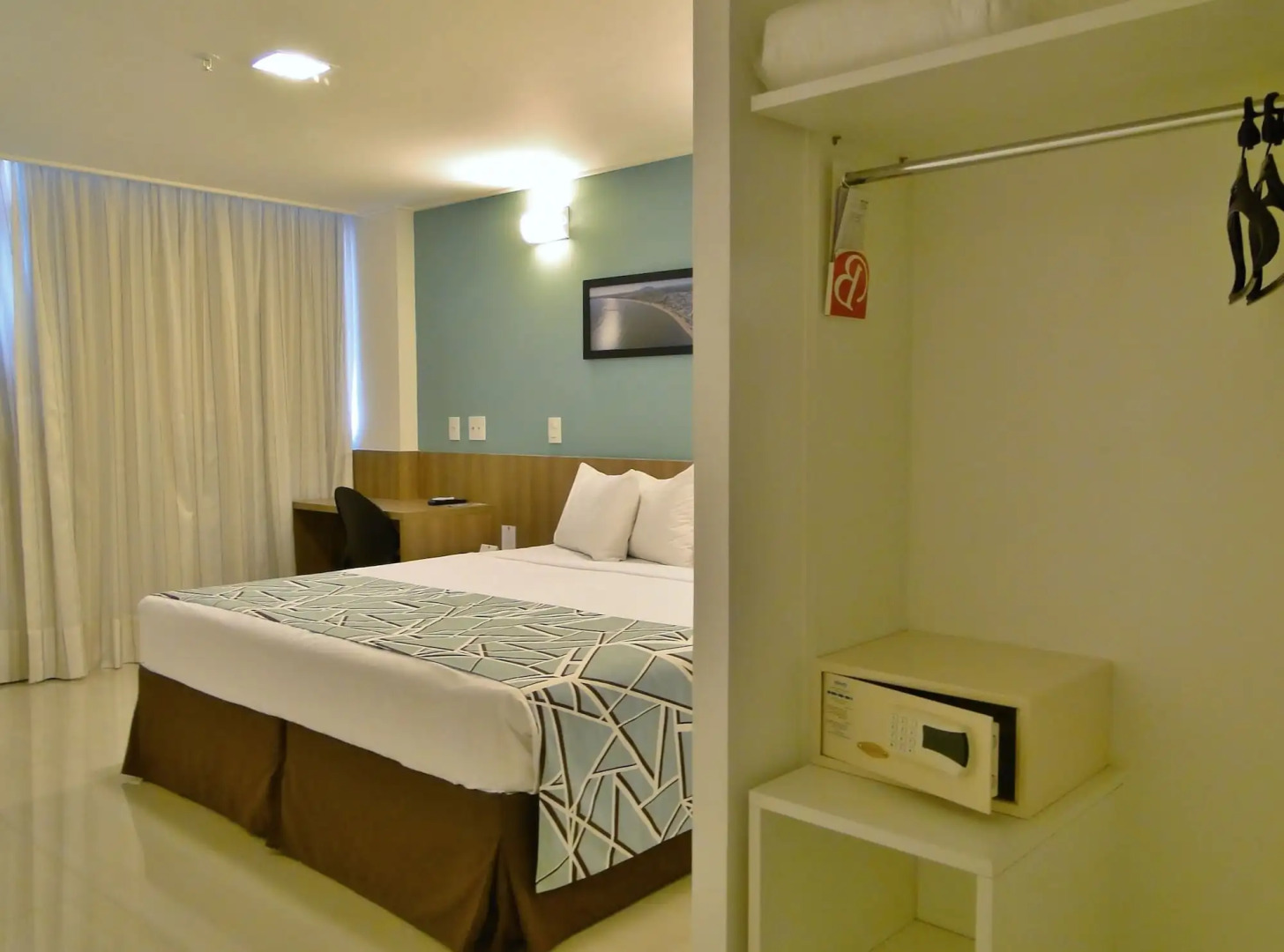 Alameda Vitória Hotel