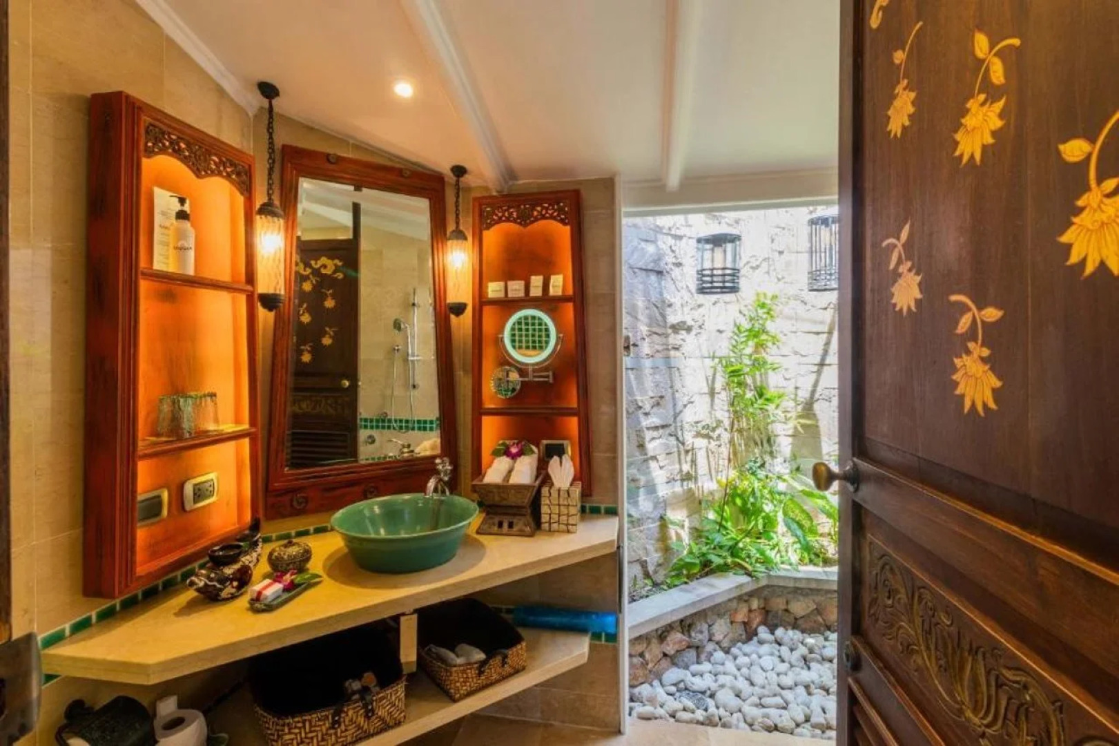 Отель Anavana Beach Resort