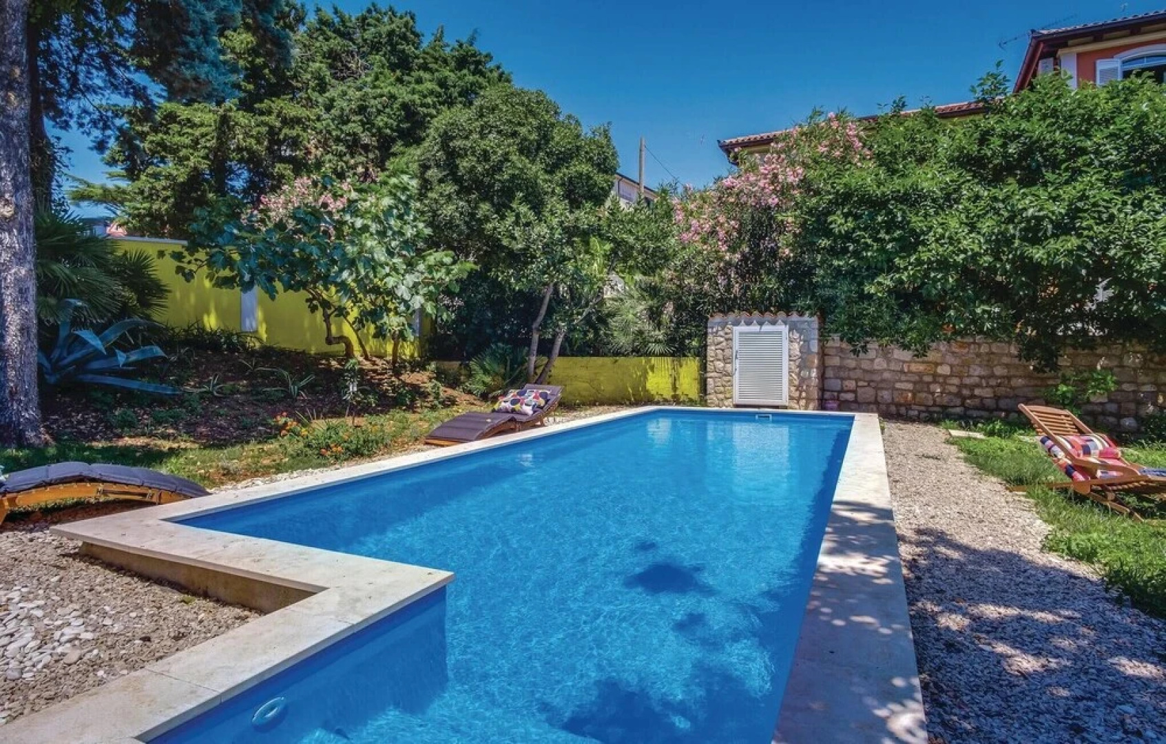 Nice Home in Mali Losinj With Wifi, 2 Bedrooms and Sauna