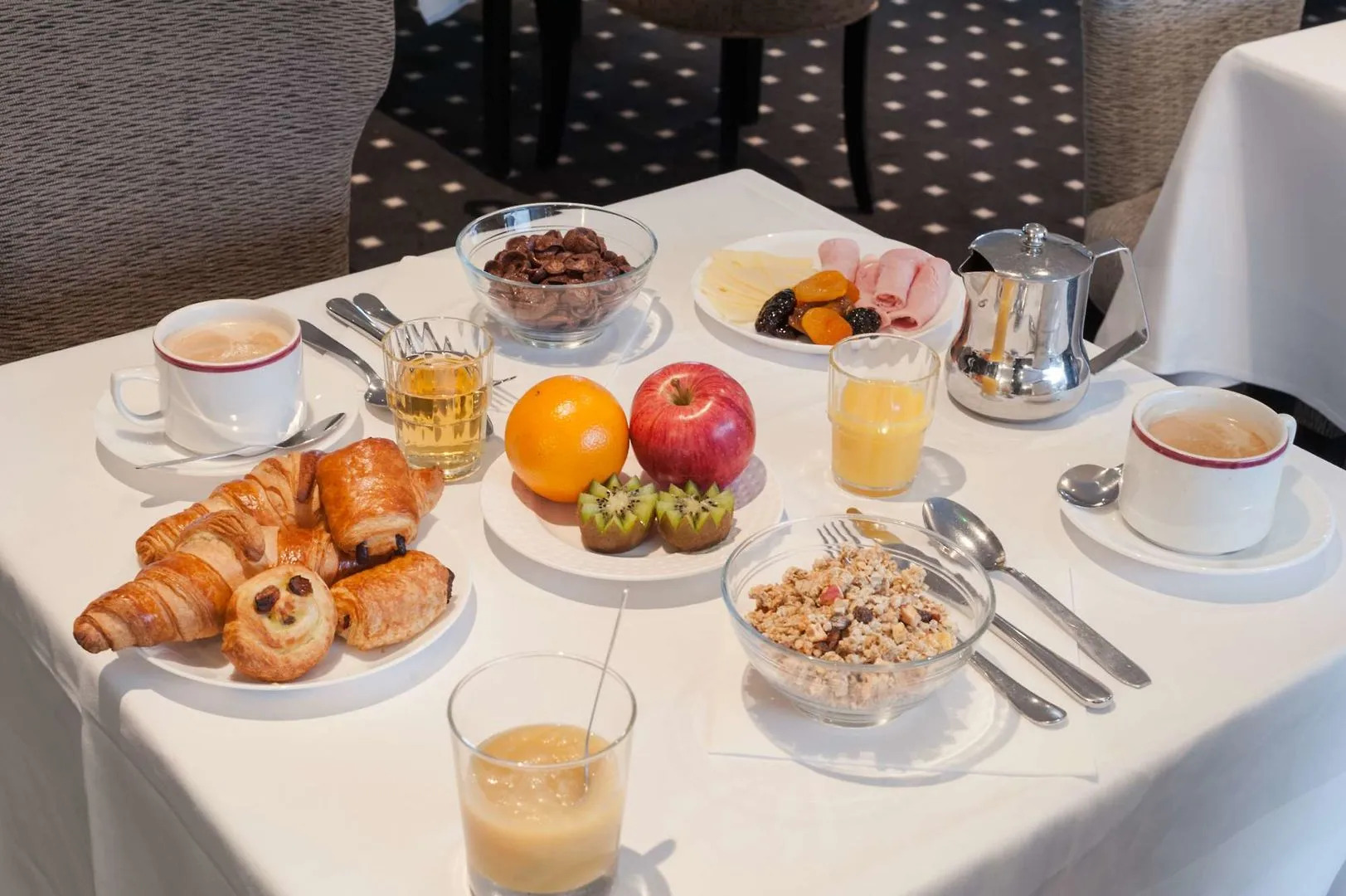 Sure Hotel by Best Western Caen Mémorial