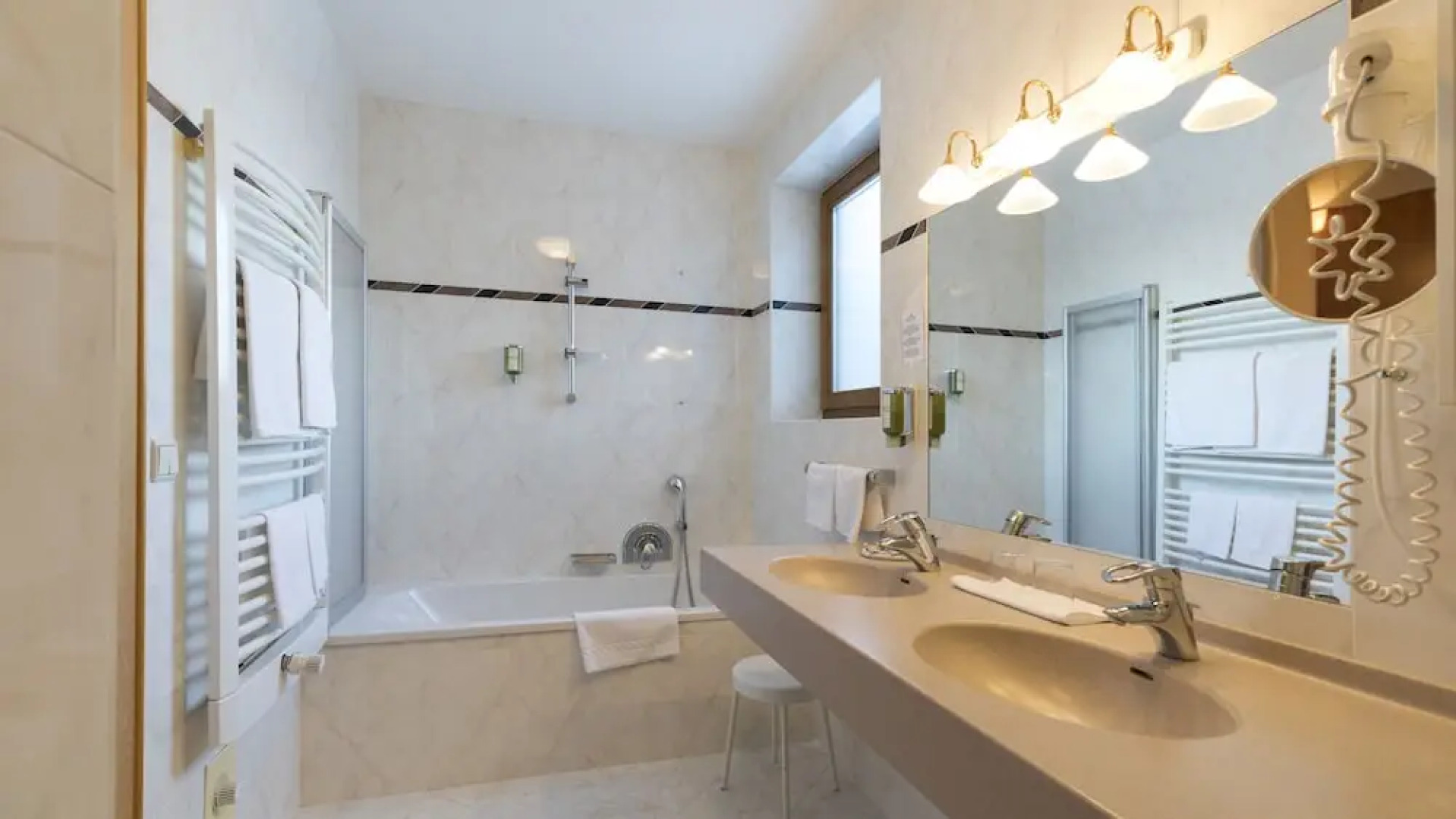 Family Resort Rainer