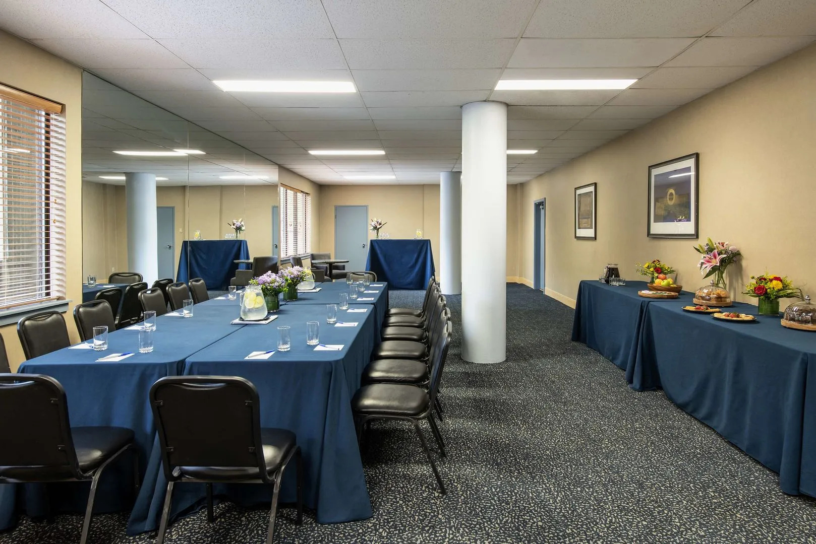 Whistler Village Inn And Suites