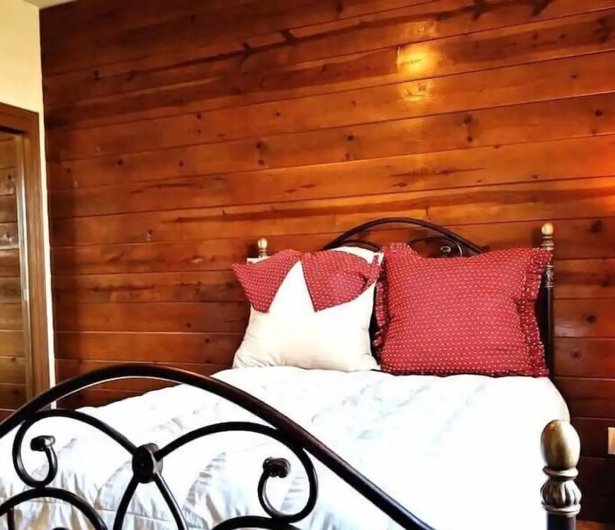 Luxury Custom Home in Oakdale Parkview