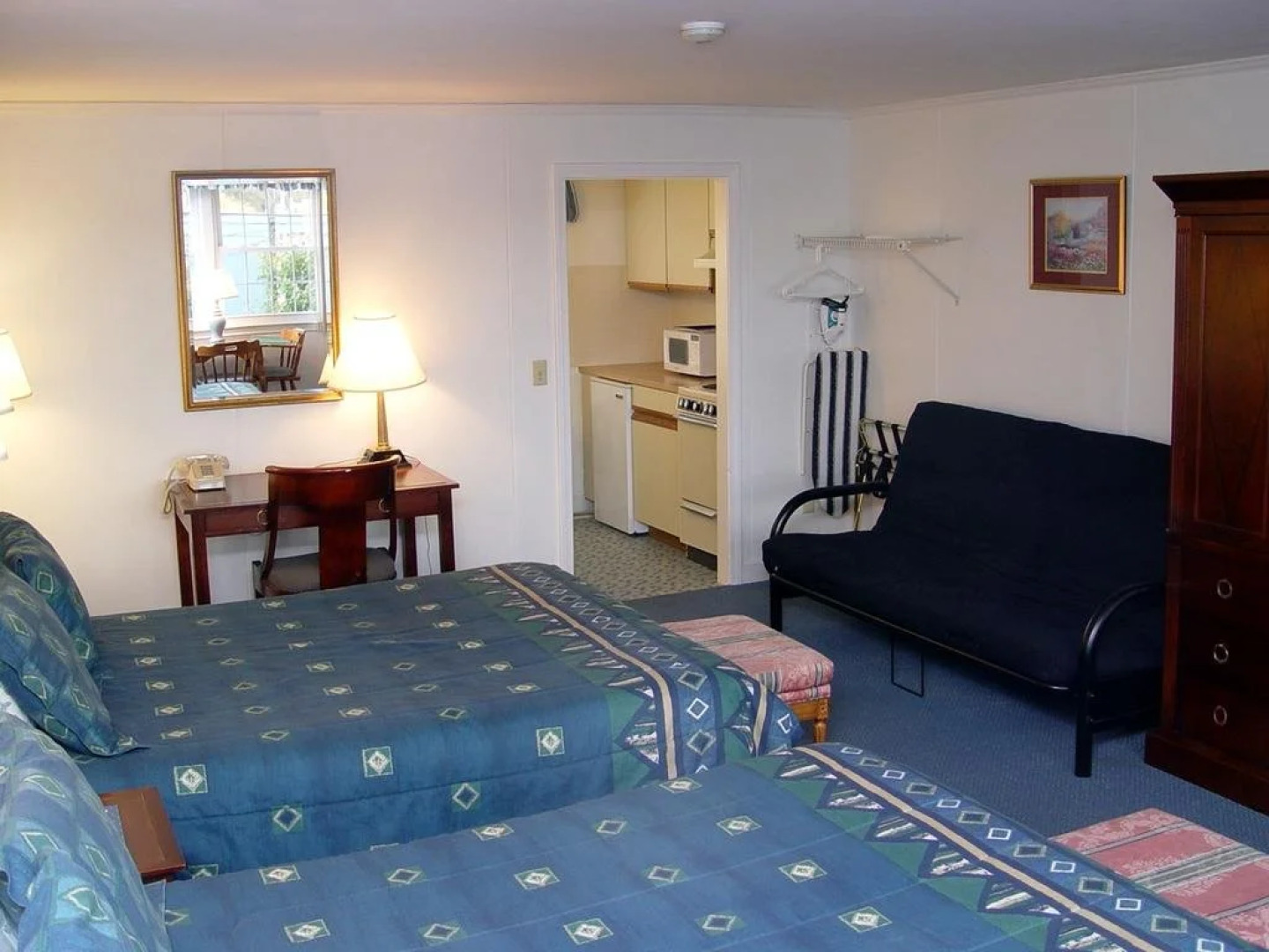 Cape Cod Harbor House Inn