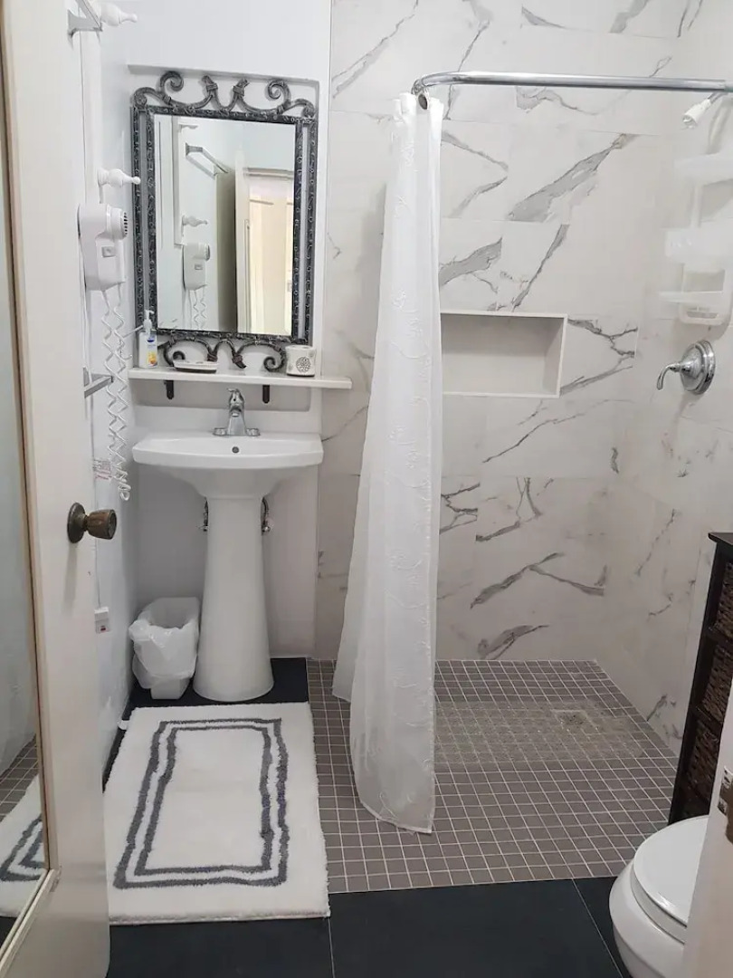 Bermuda Connections Guest House