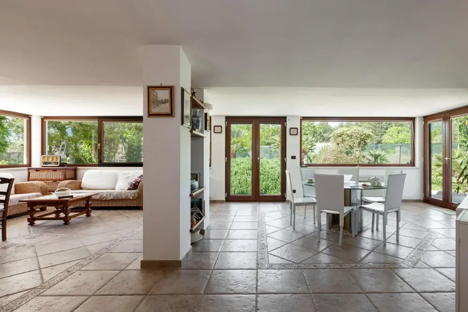 Villa Carmen With Garden And Pool