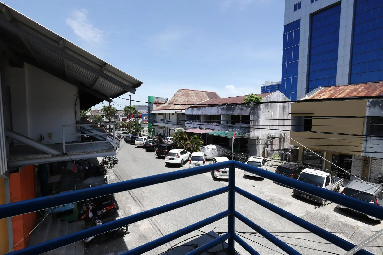 Guest House 268 by OYO Rooms