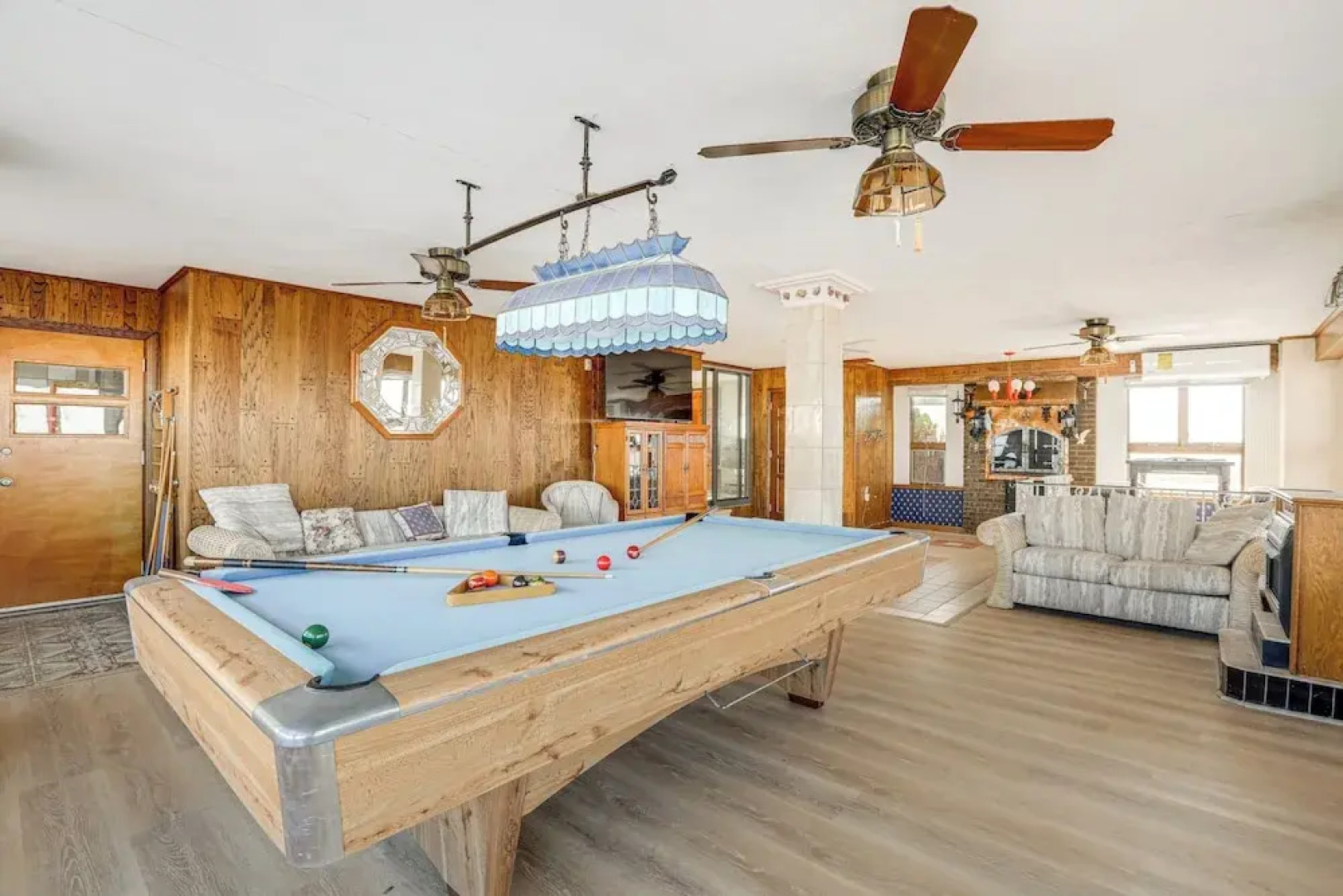 Beachfront Home ~ 7 Mi to Cape May!