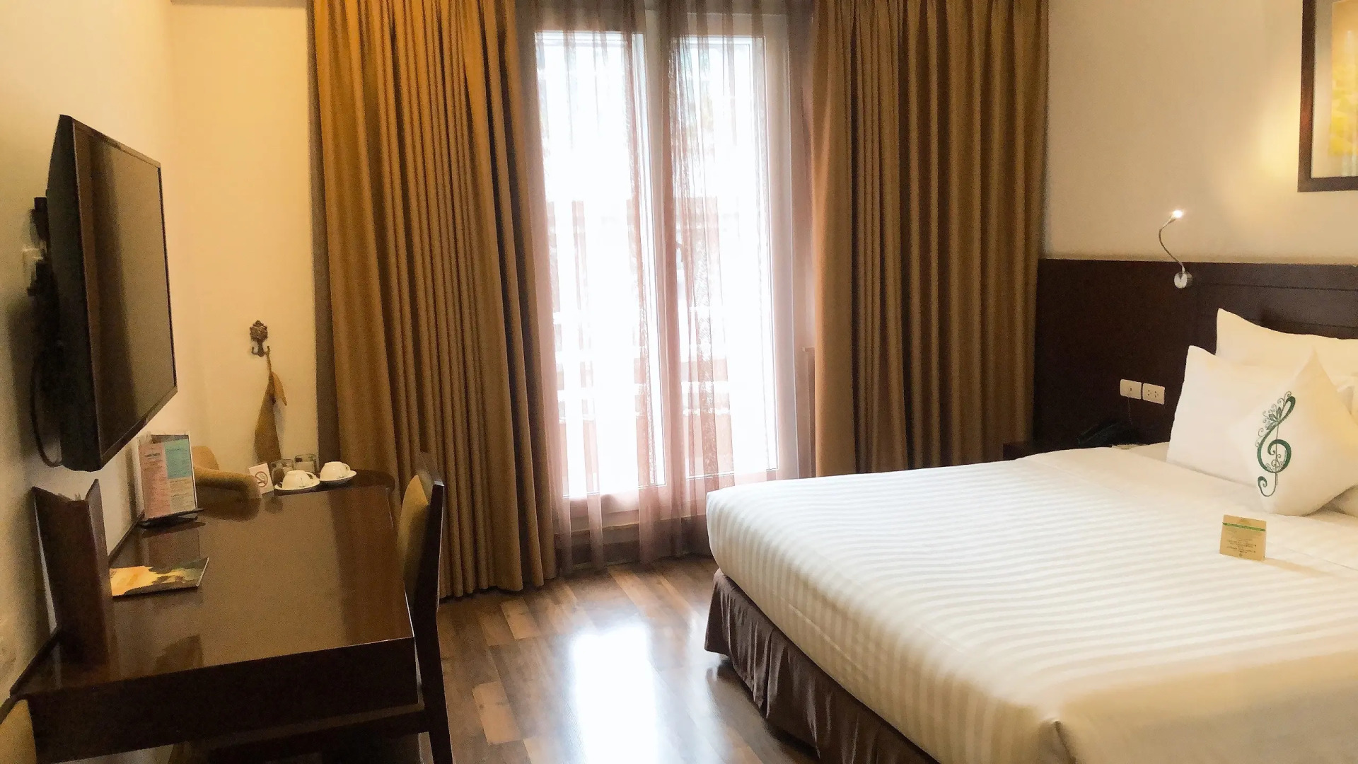 Thang Long Opera Hotel