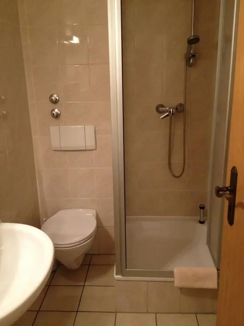 Stadt Cafe Pension Grünstadt